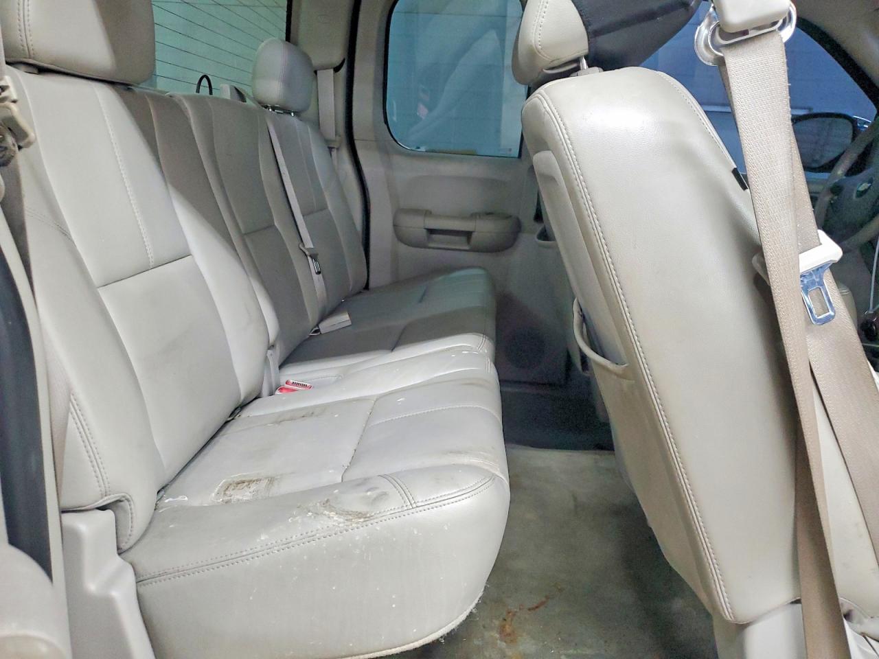 2010 Chevrolet Silverado C1500 Ltz Gray vin: 1GCSCTE00AZ137897