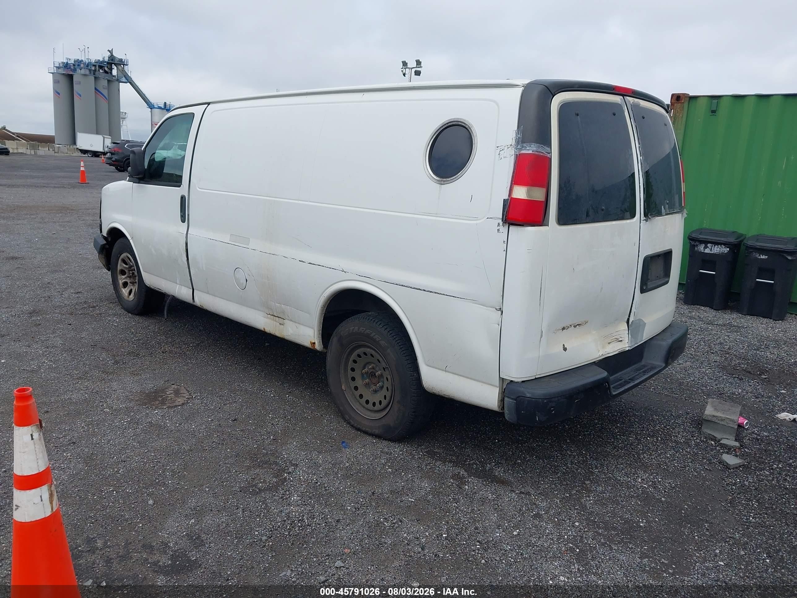 2012 Chevrolet Express 1500 Work Van White vin: 1GCSGAFX0C1120734
