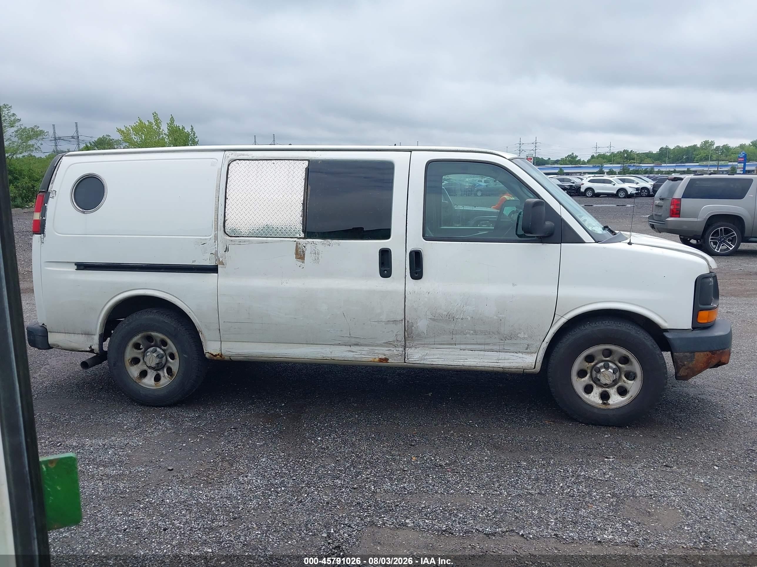 2012 Chevrolet Express 1500 Work Van White vin: 1GCSGAFX0C1120734