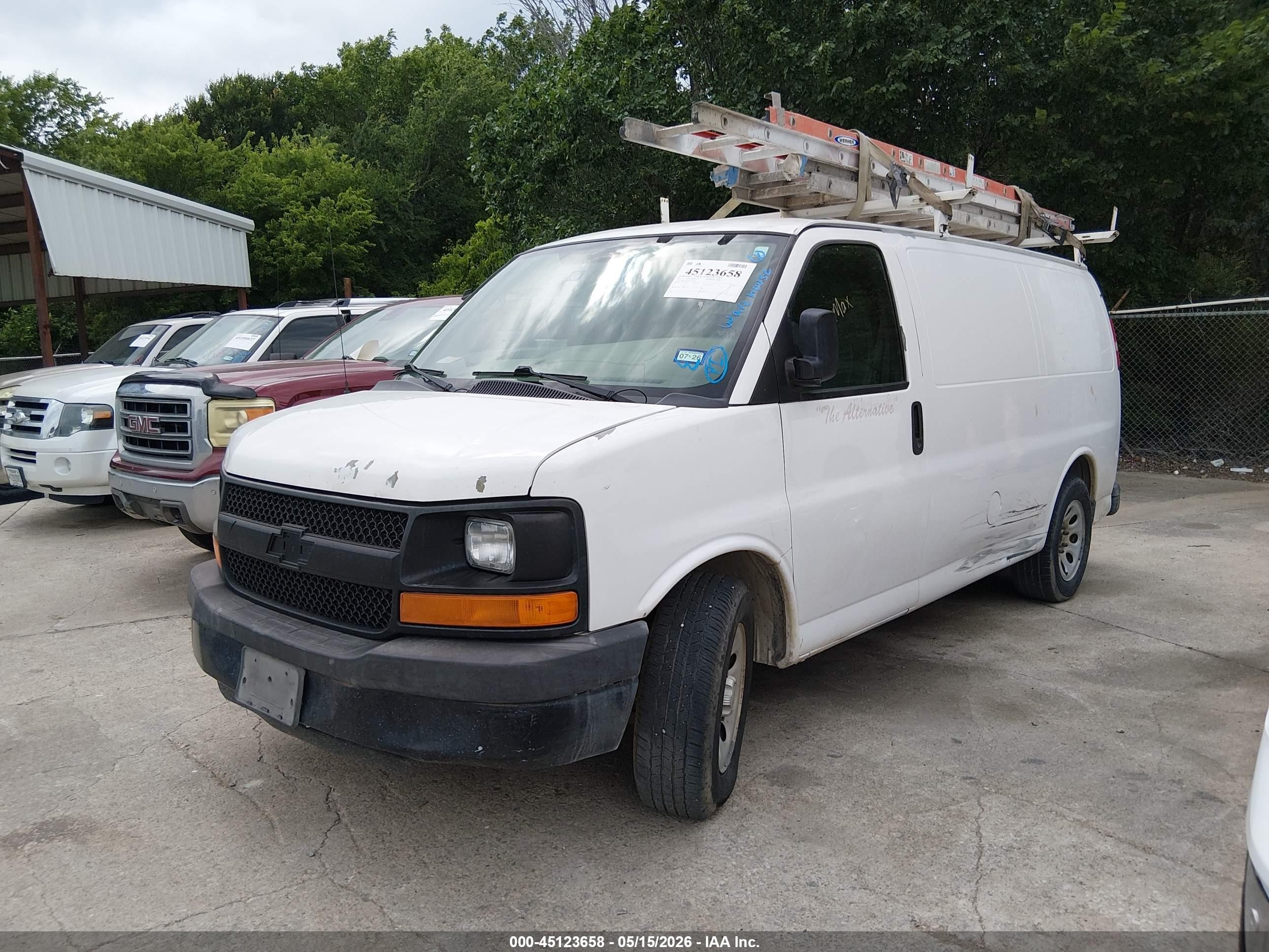 2012 Chevrolet Express 1500 Work Van White vin: 1GCSGAFX0C1170985