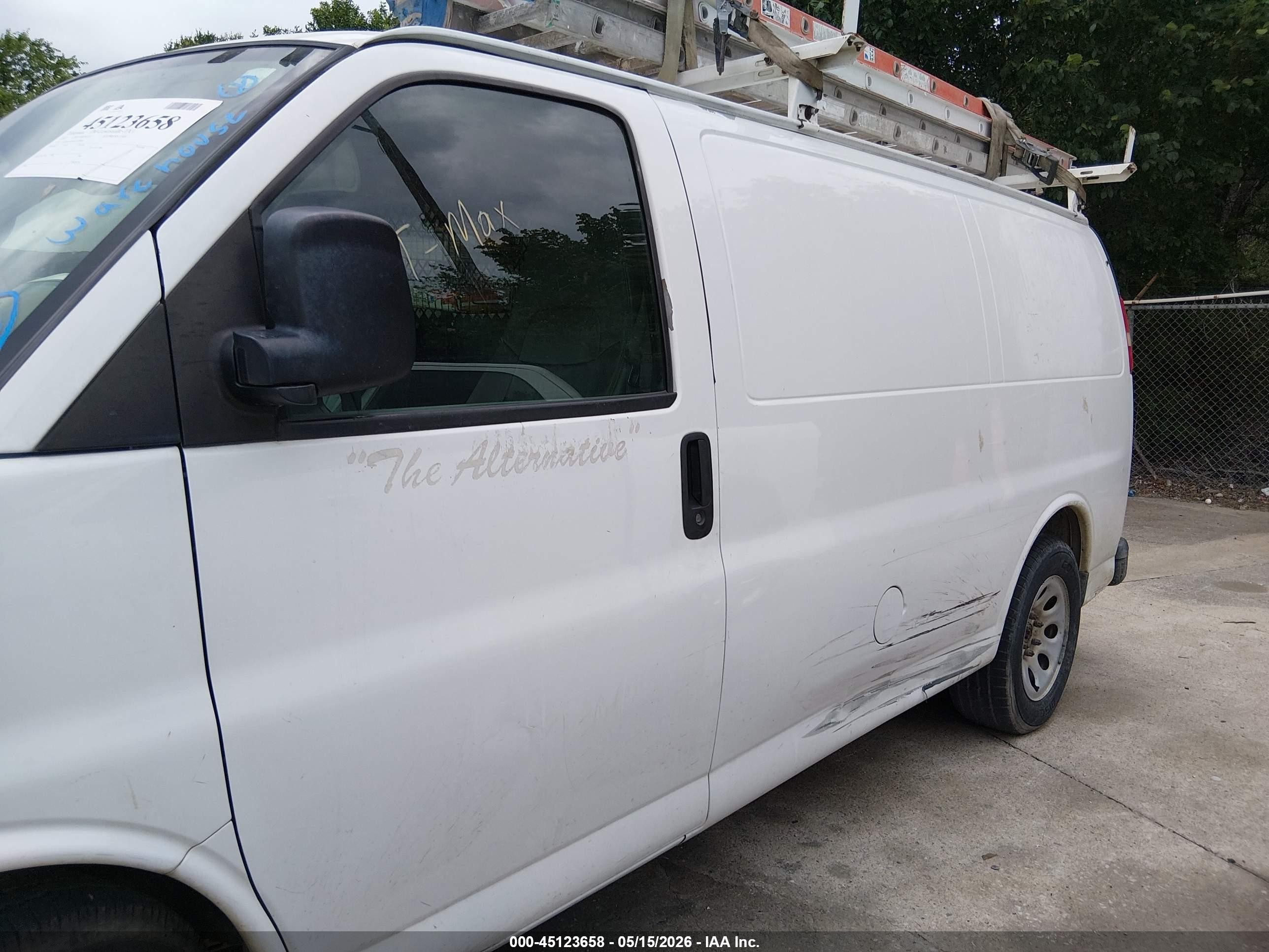 2012 Chevrolet Express 1500 Work Van White vin: 1GCSGAFX0C1170985