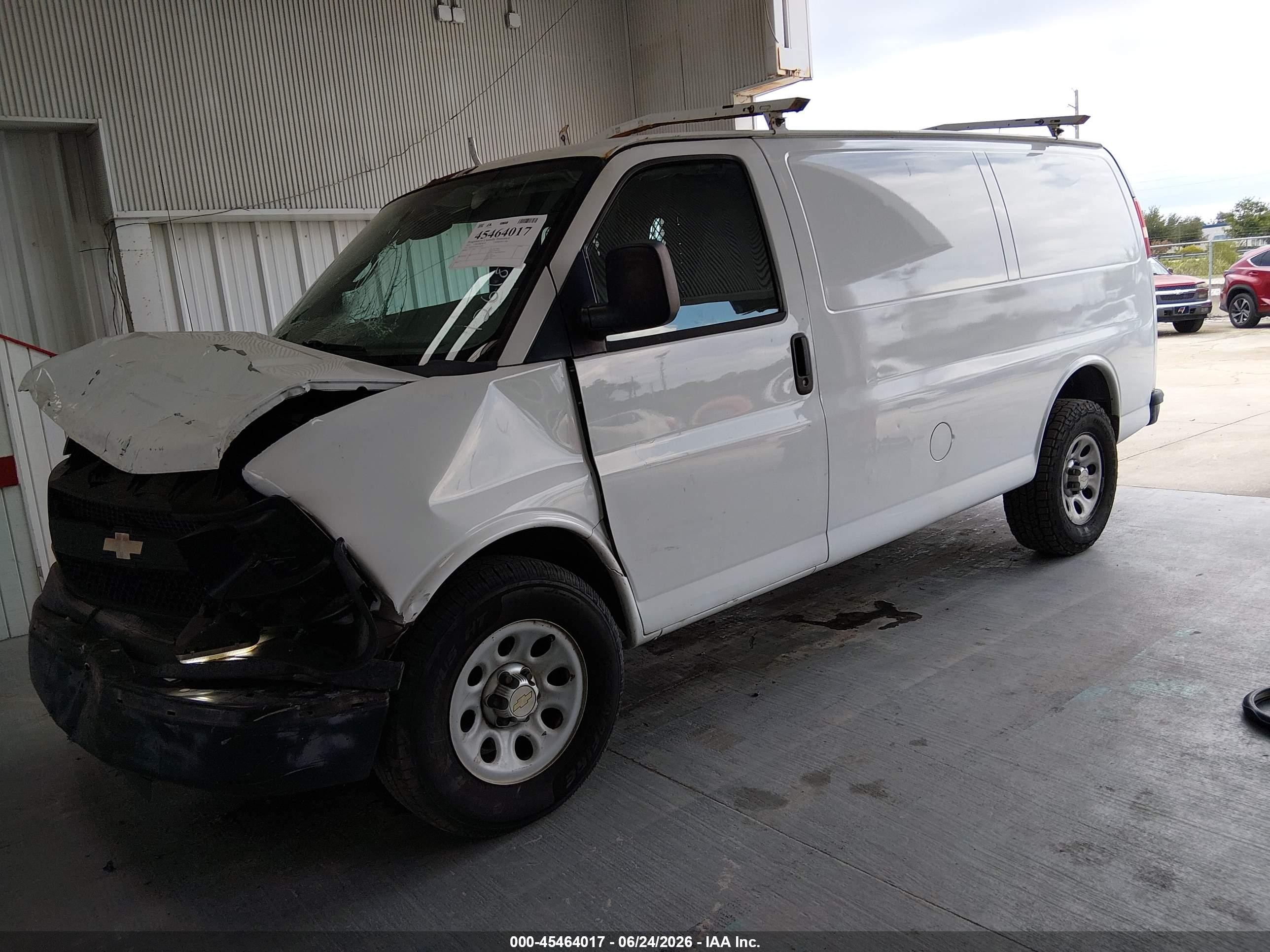 2013 Chevrolet Express 1500 Work Van Белый vin: 1GCSGAFX0D1126180