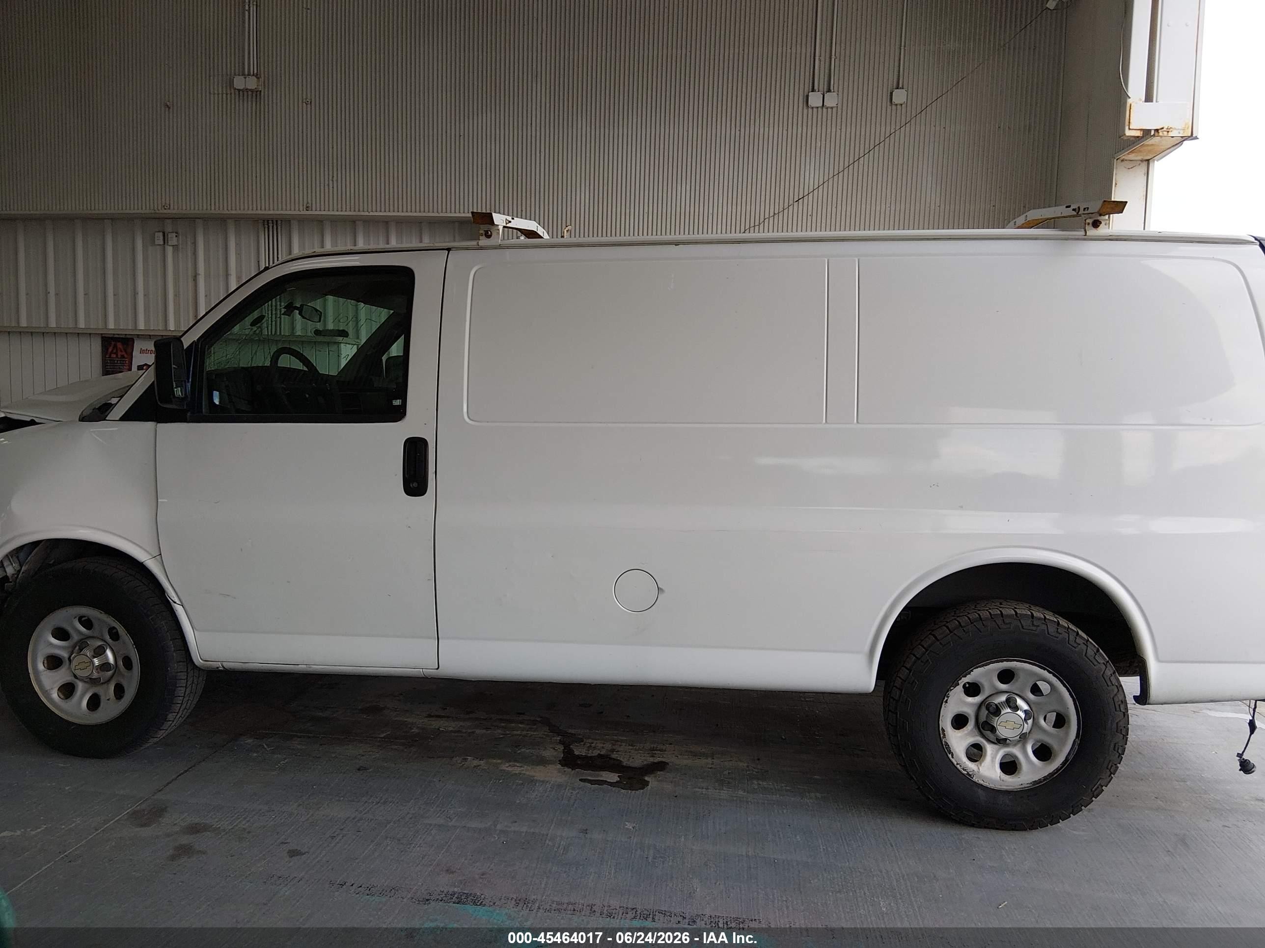 2013 Chevrolet Express 1500 Work Van Белый vin: 1GCSGAFX0D1126180
