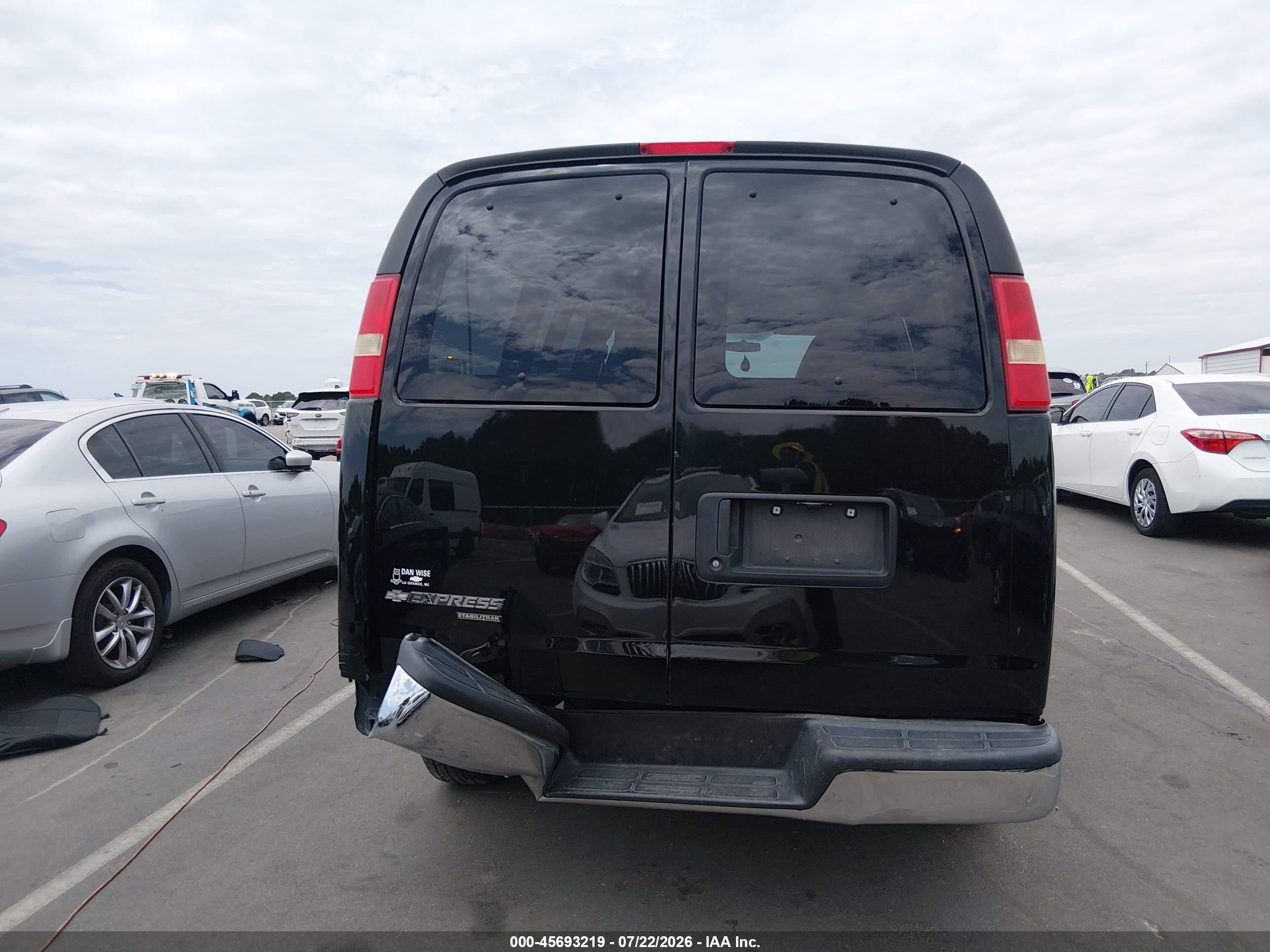 2013 Chevrolet Express 1500 Work Van Black vin: 1GCSGAFX0D1170969