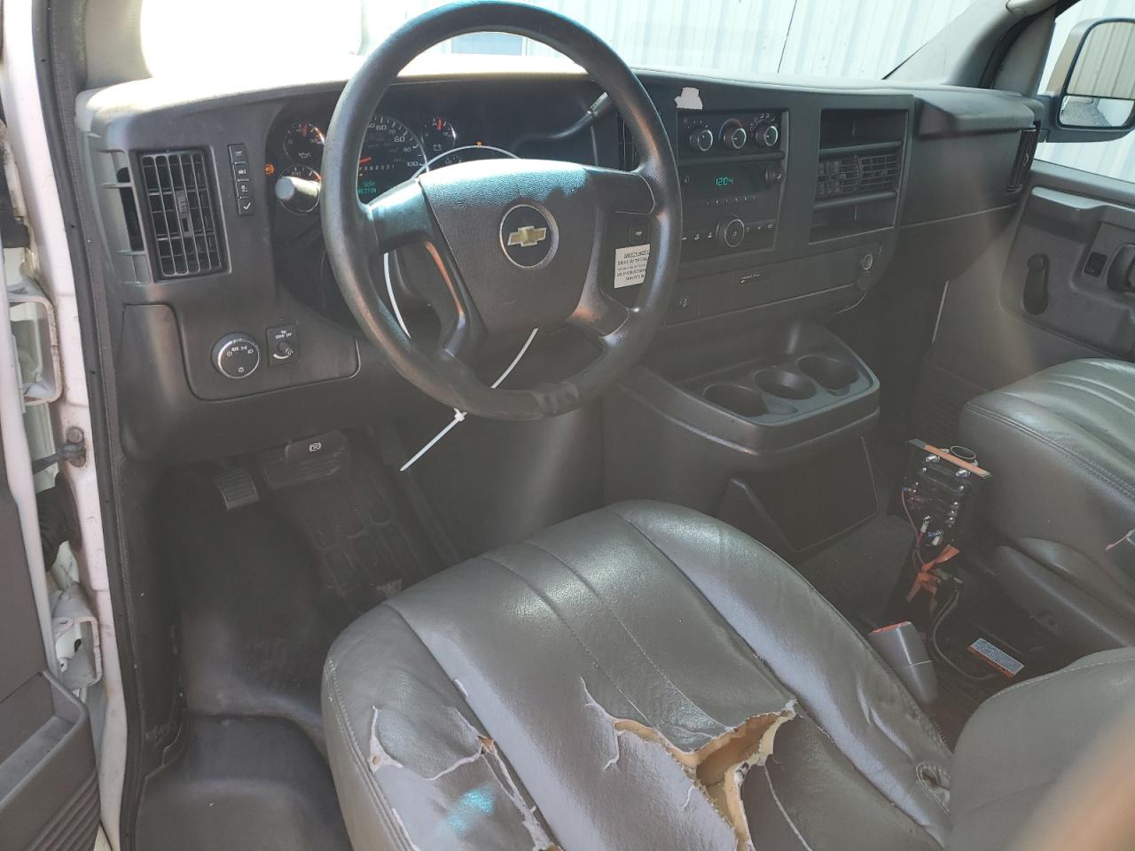 2013 Chevrolet Express G1500 White vin: 1GCSGAFX1D1158507 Damage: Dash/Panel, Worn, Replacement Required