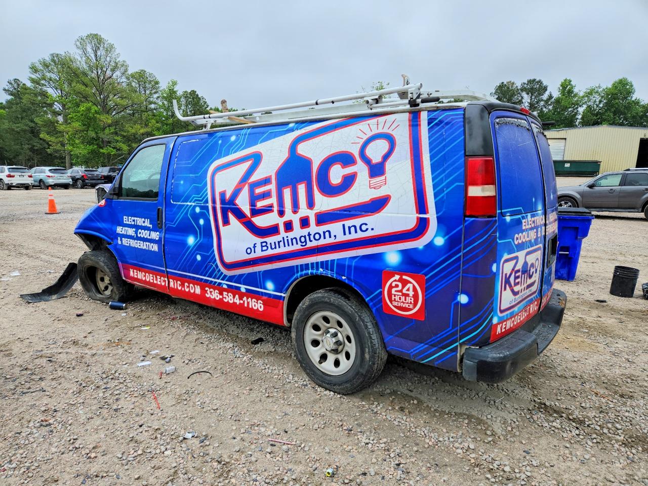 2014 Chevrolet Express G1500 Two Tone vin: 1GCSGAFX1E1110300
