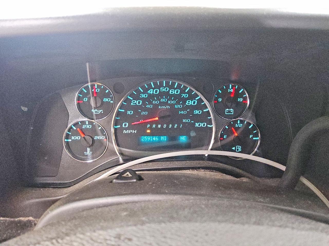 2014 Chevrolet Express G1500 White vin: 1GCSGAFX1E1165815