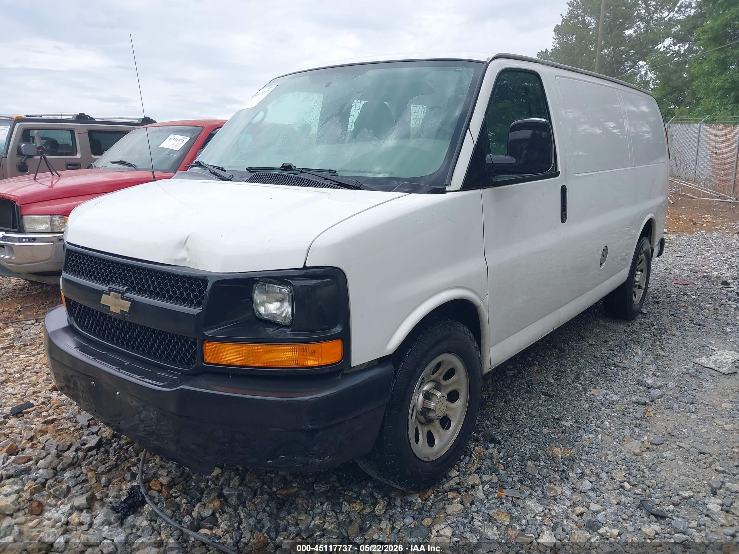 2013 Chevrolet Express 1500 Work Van White vin: 1GCSGAFX2D1173128
