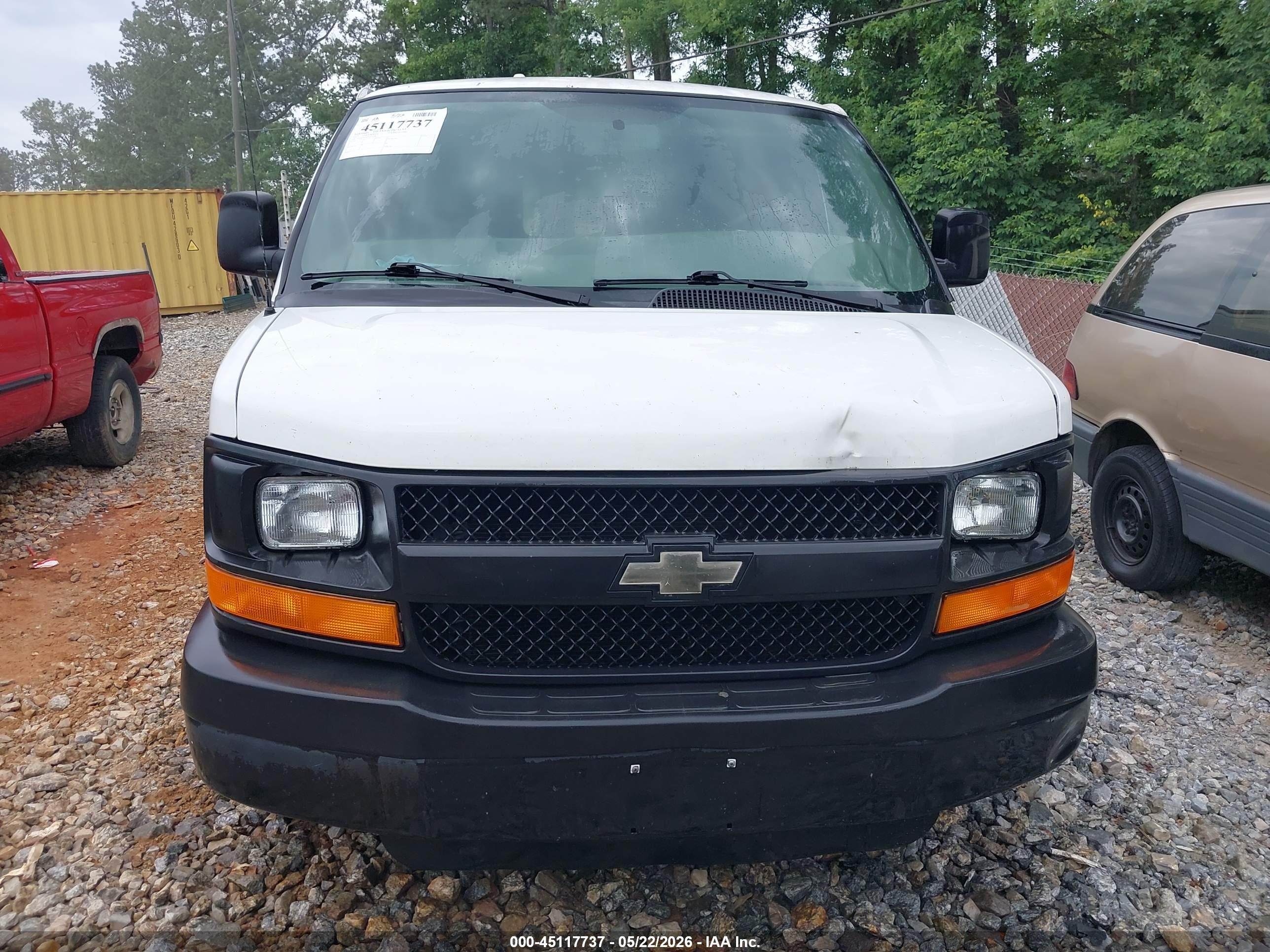 2013 Chevrolet Express 1500 Work Van White vin: 1GCSGAFX2D1173128
