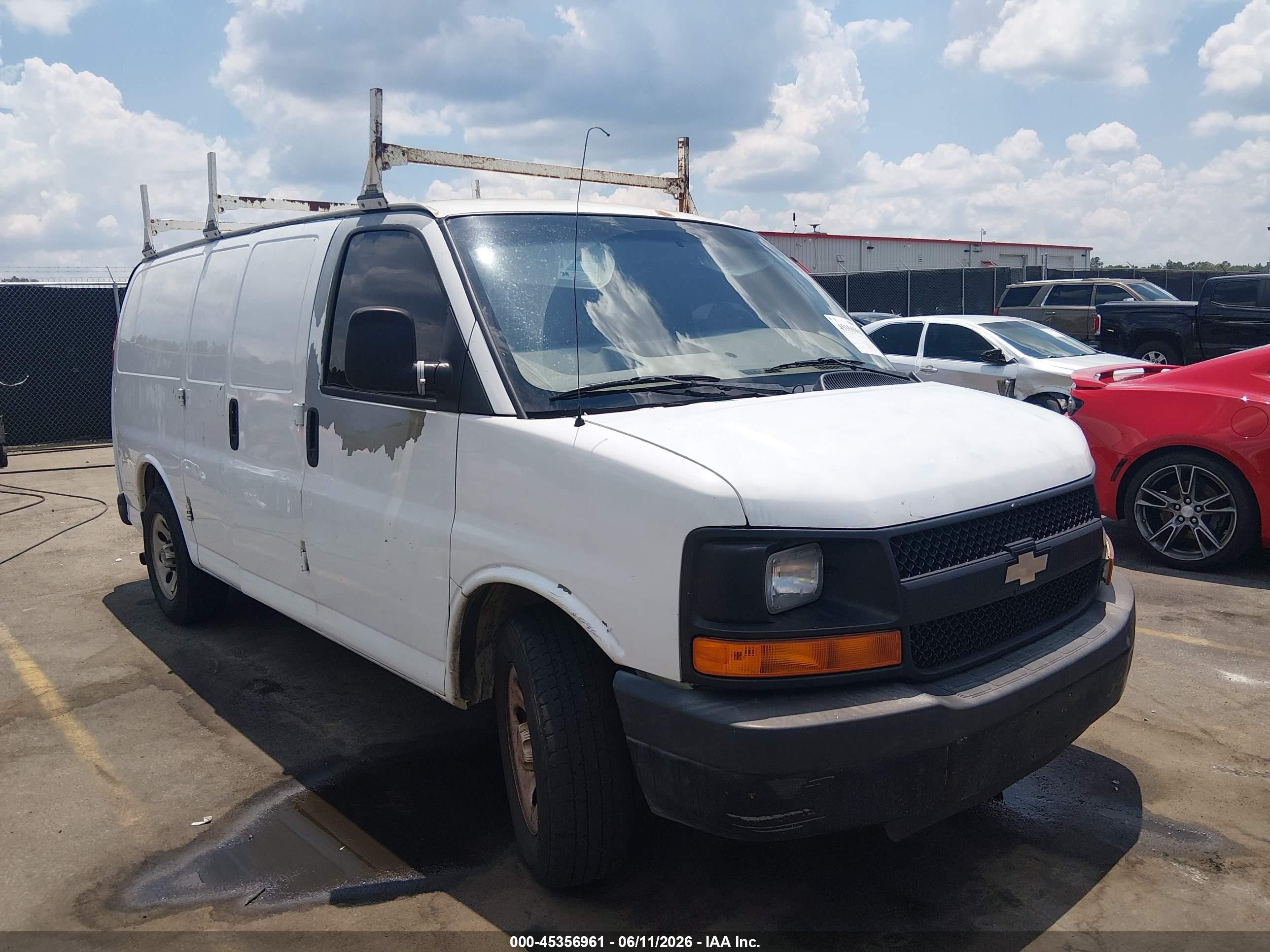 2012 Chevrolet Express 1500 Work Van White vin: 1GCSGAFX3C1108416