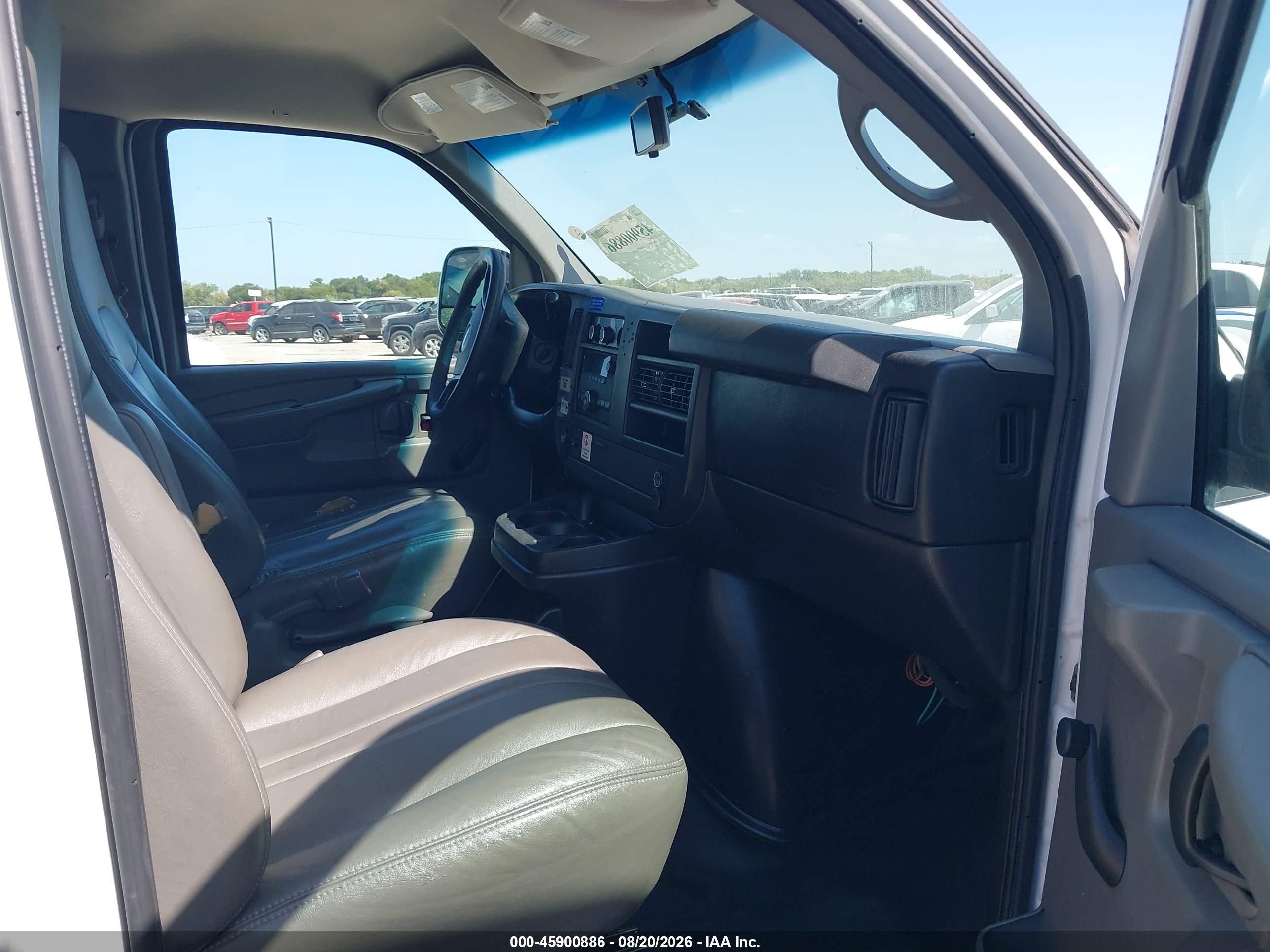 2013 Chevrolet Express 1500 Work Van White vin: 1GCSGAFX3D1168603