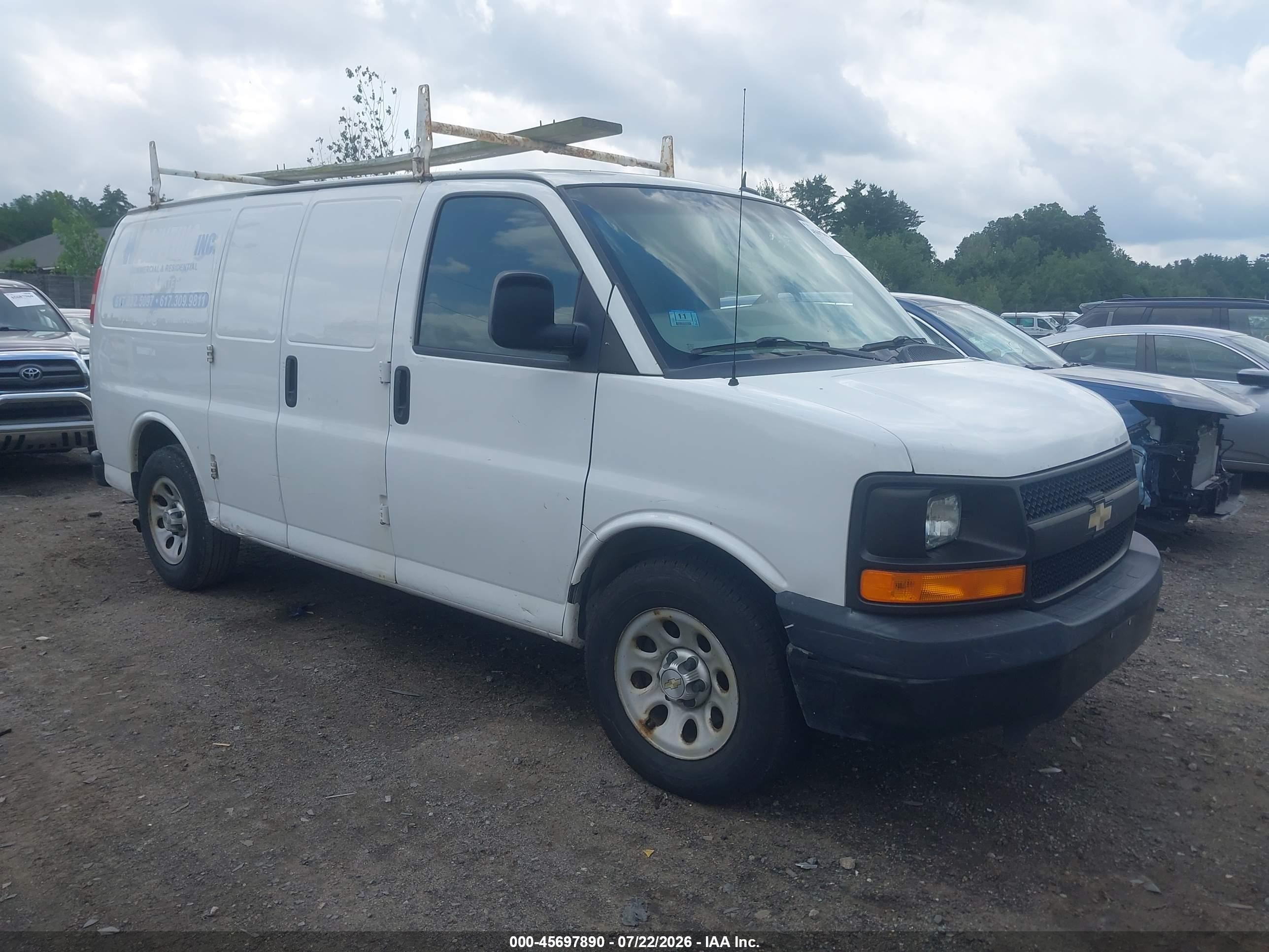 2013 Chevrolet Express 1500 Work Van White vin: 1GCSGAFX3D1188236