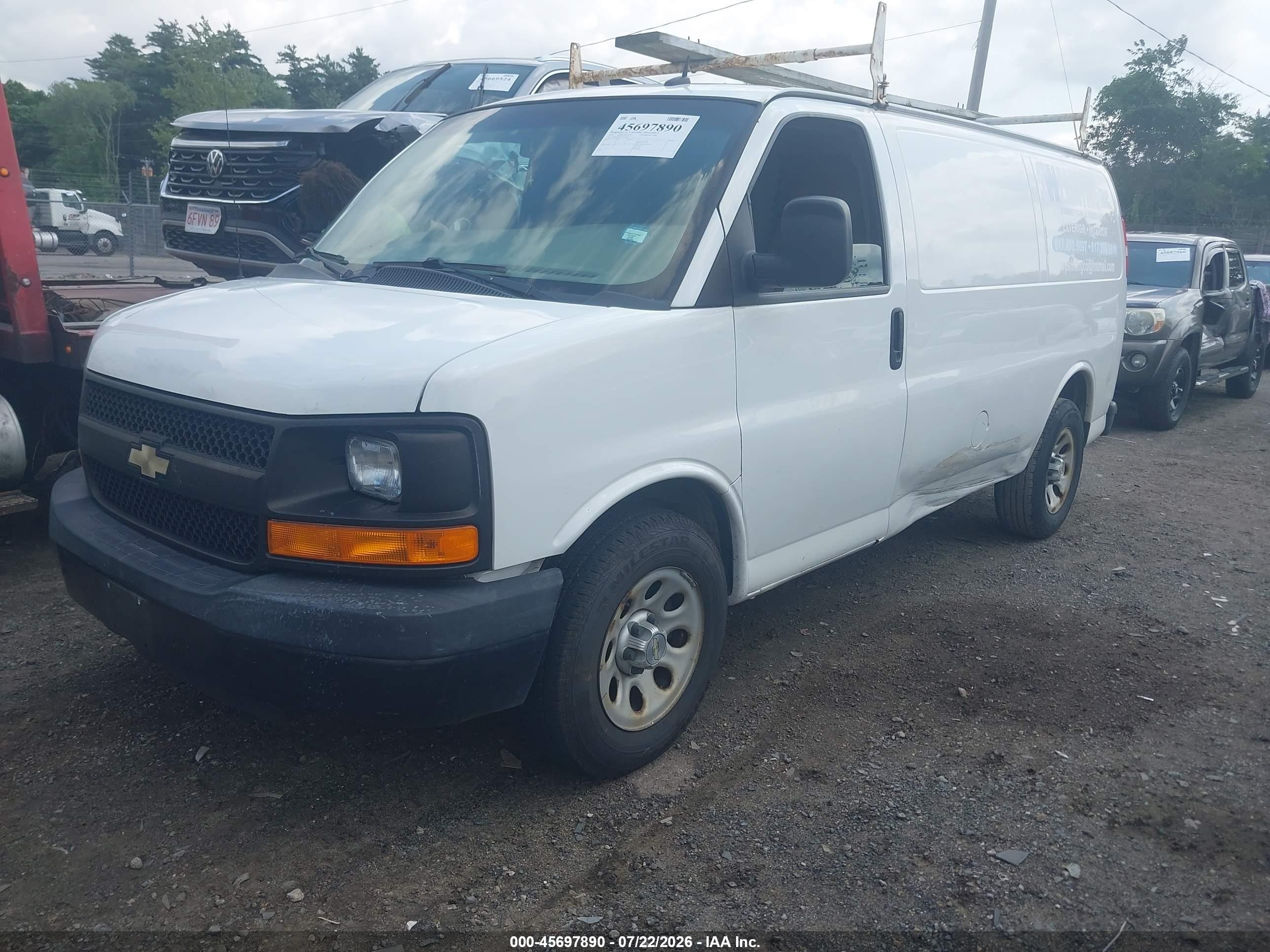 2013 Chevrolet Express 1500 Work Van White vin: 1GCSGAFX3D1188236