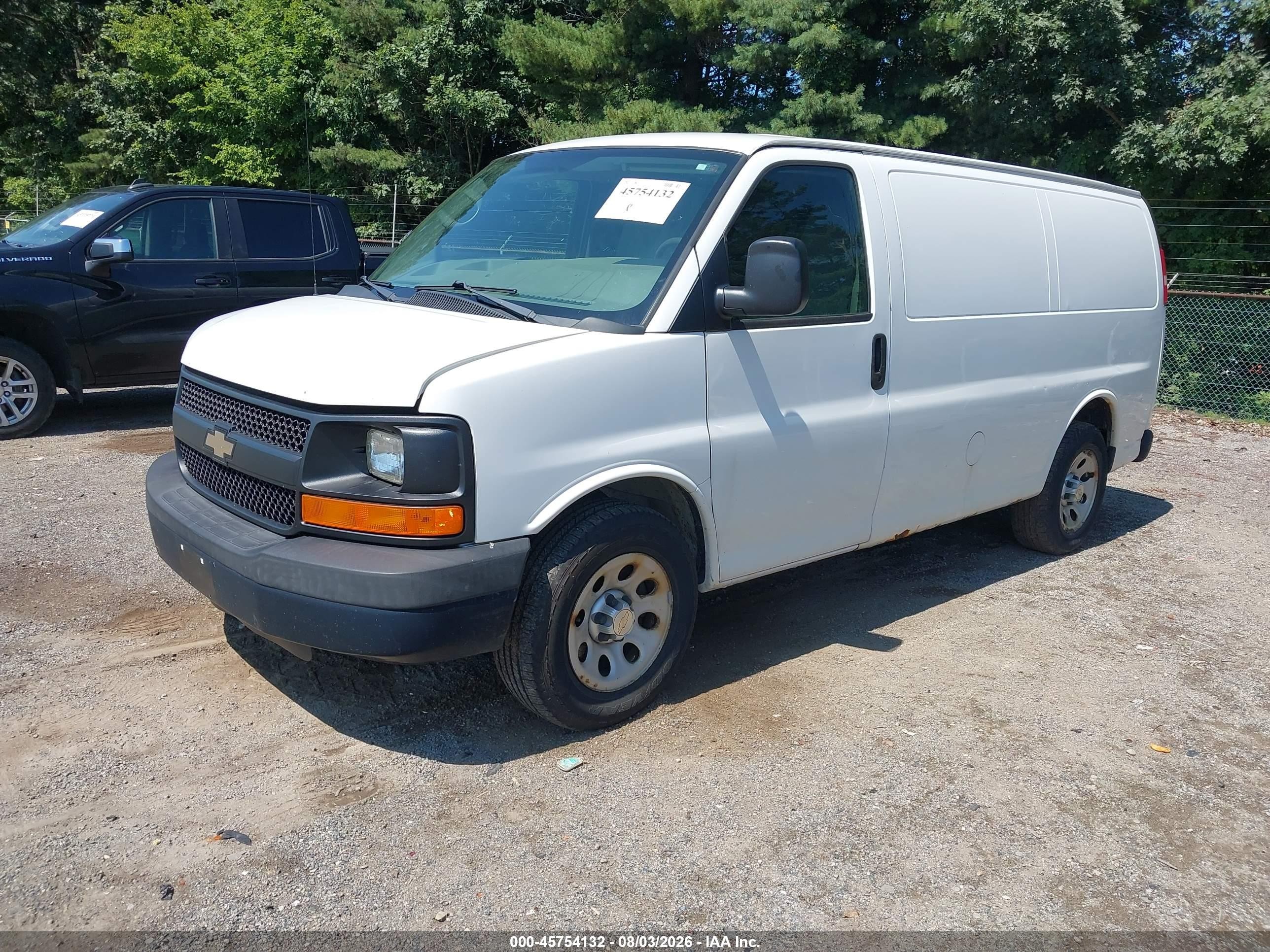 2014 Chevrolet Express 1500 Work Van White vin: 1GCSGAFX3E1119600