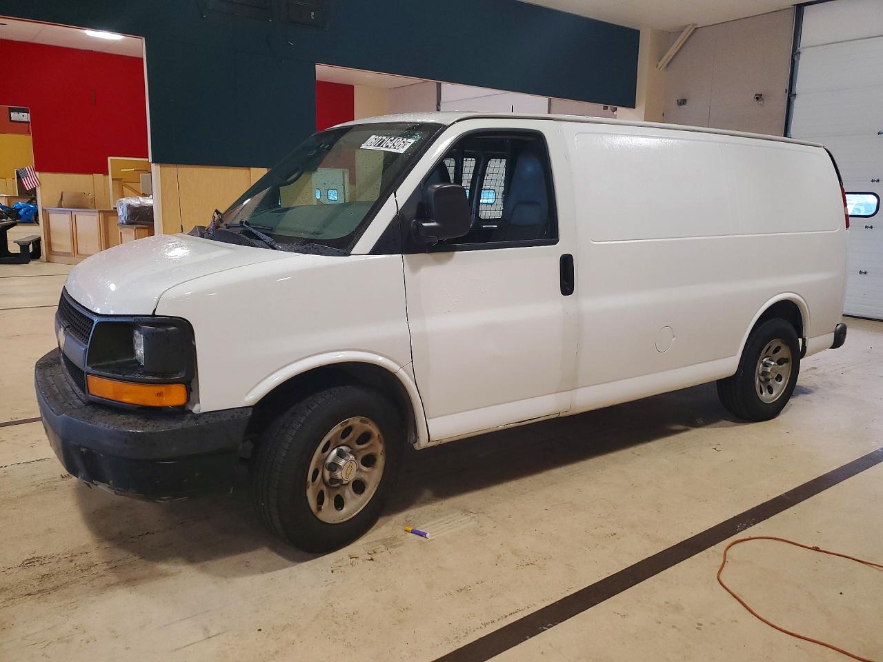 2013 Chevy Express G1500 Cargo White vin: 1GCSGAFX4D1162082