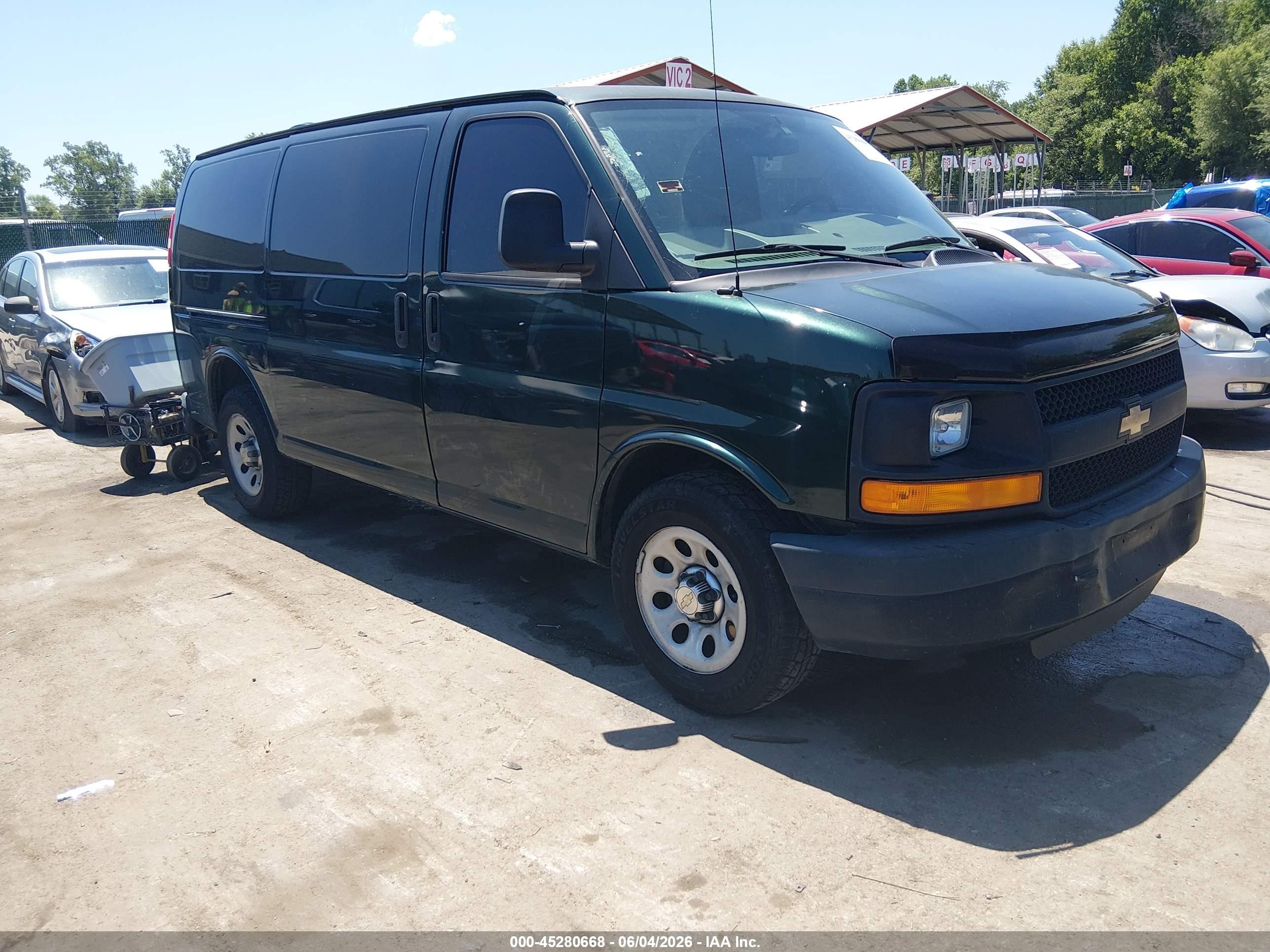 2012 Chevrolet Express 1500 Work Van Green vin: 1GCSGAFX5C1192187