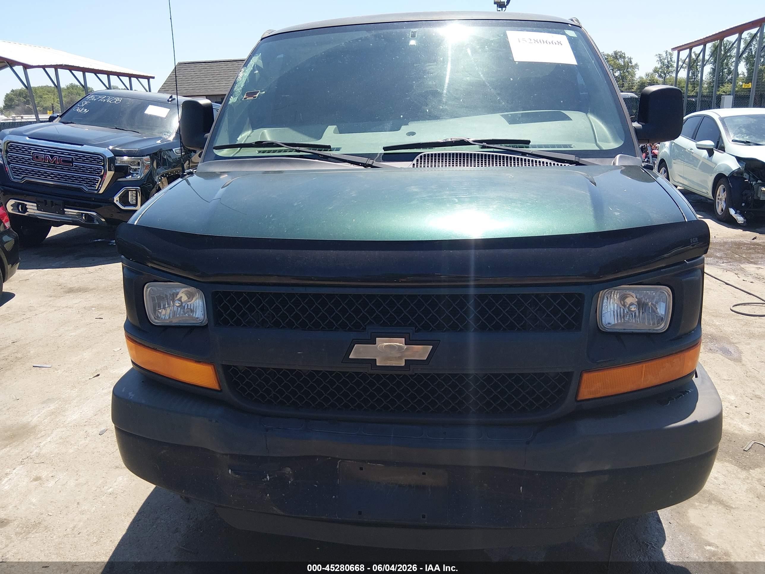 2012 Chevrolet Express 1500 Work Van Green vin: 1GCSGAFX5C1192187