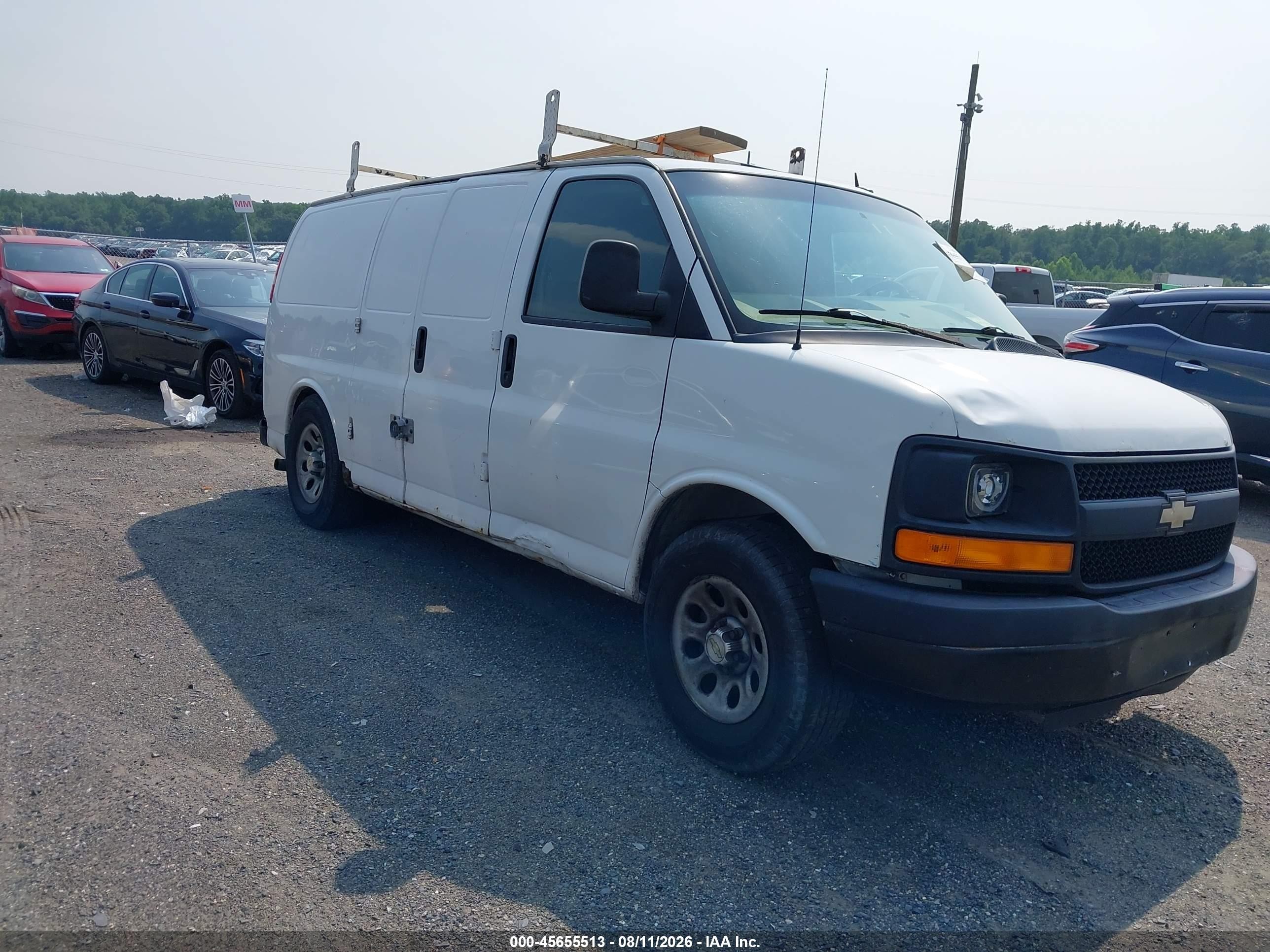 2014 Chevrolet Express 1500 Work Van White vin: 1GCSGAFX5E1126368