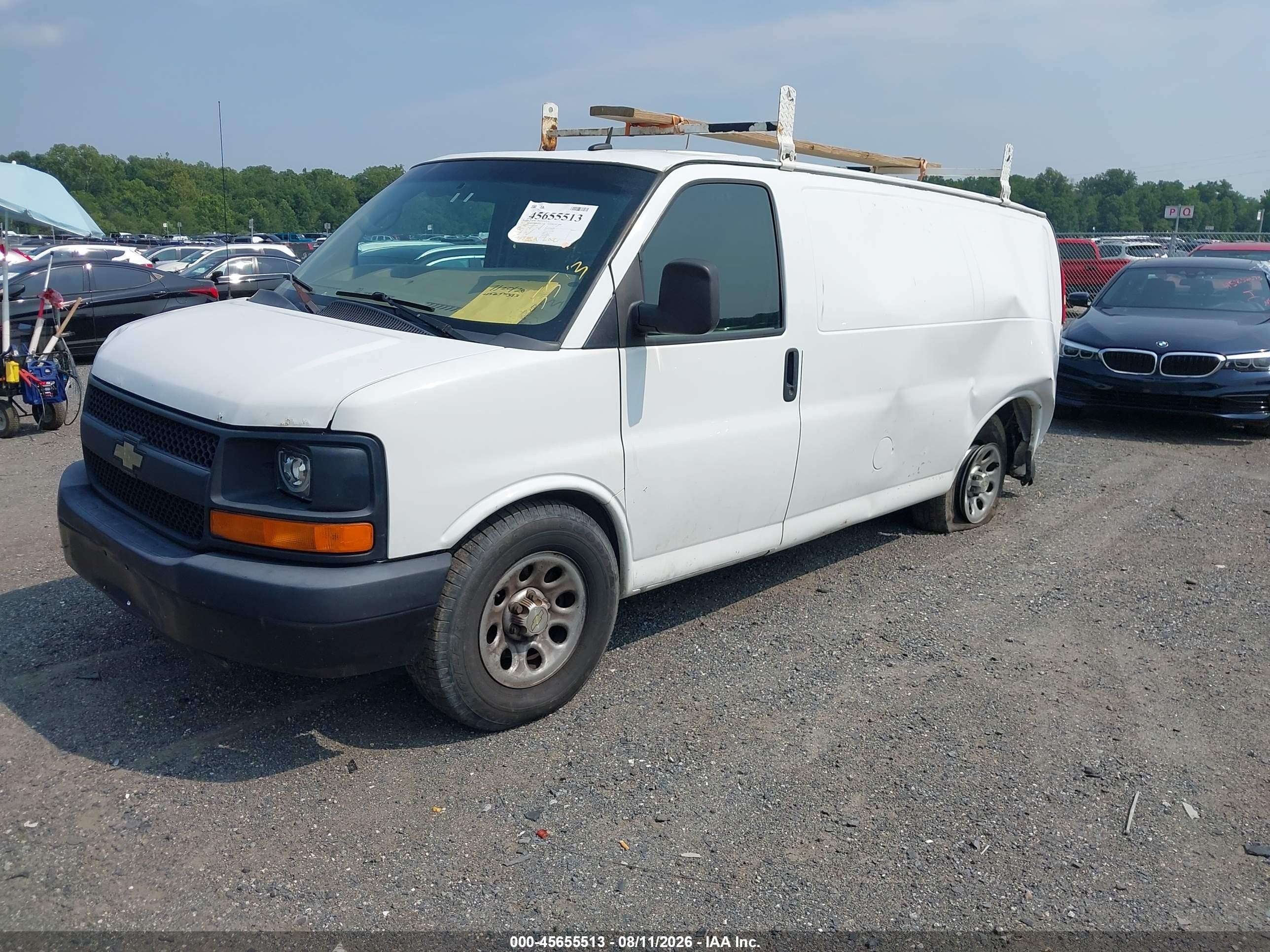 2014 Chevrolet Express 1500 Work Van White vin: 1GCSGAFX5E1126368