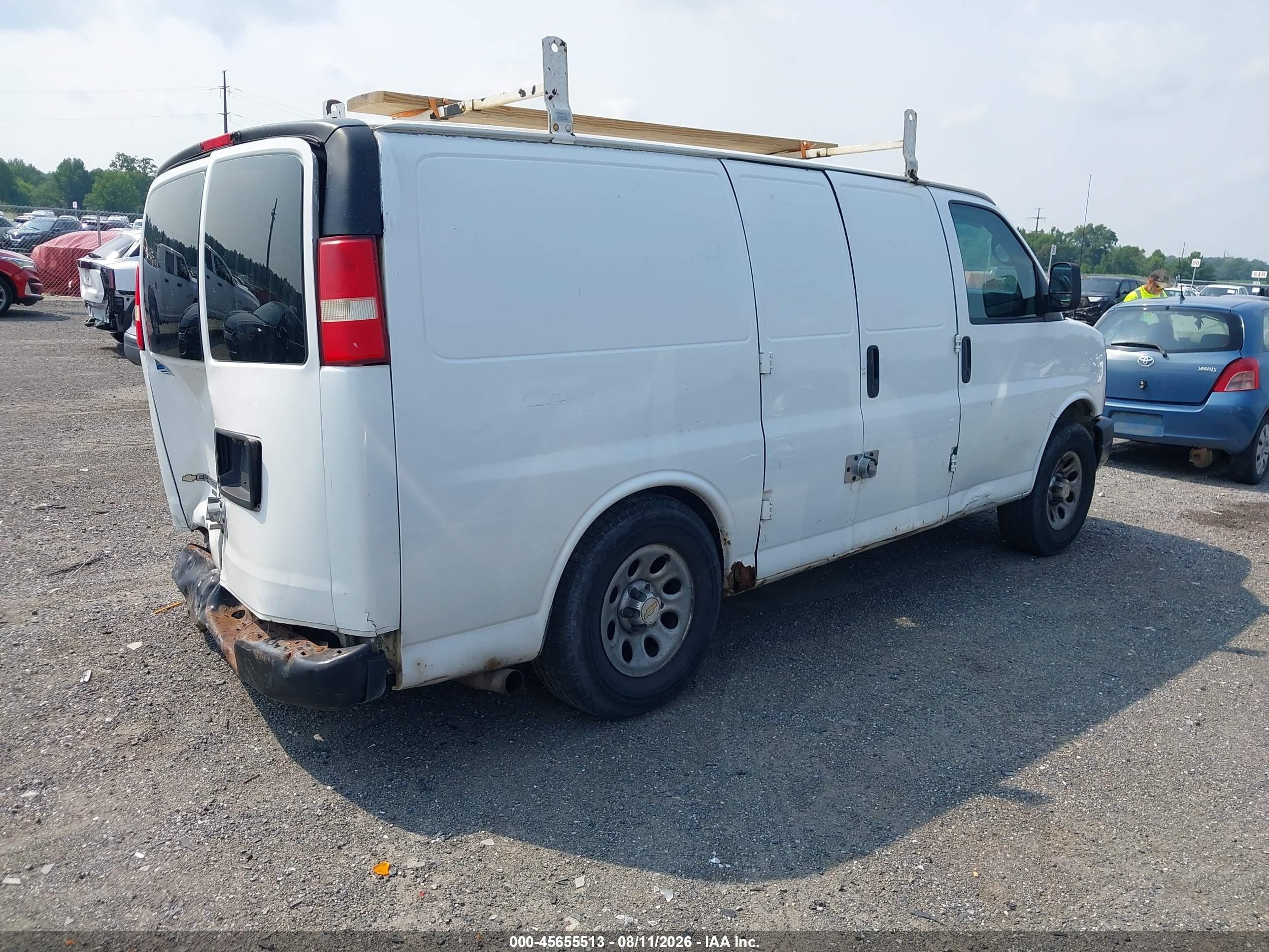 2014 Chevrolet Express 1500 Work Van White vin: 1GCSGAFX5E1126368