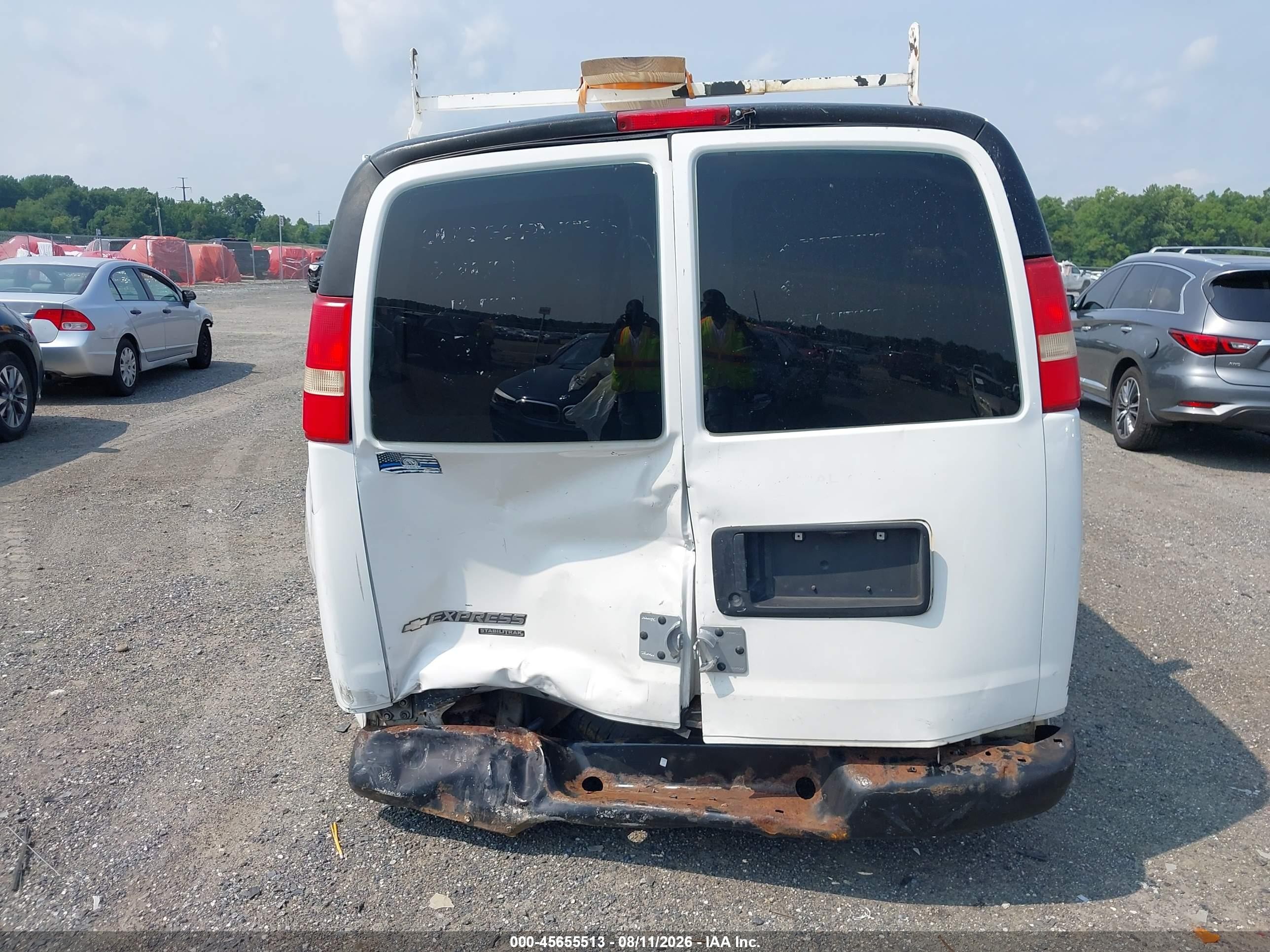2014 Chevrolet Express 1500 Work Van White vin: 1GCSGAFX5E1126368