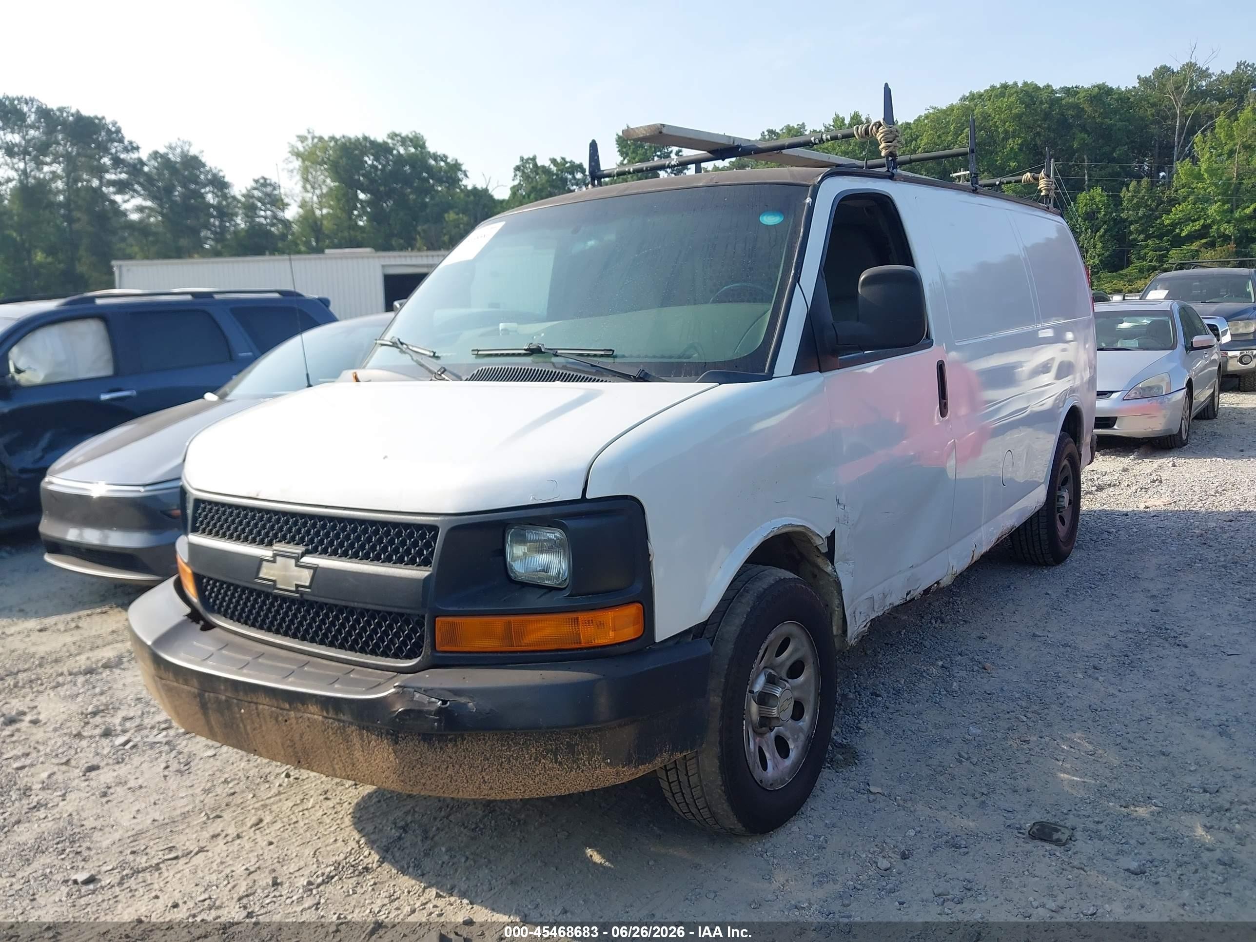 2012 Chevrolet Express 1500 Work Van White vin: 1GCSGAFX6C1104926