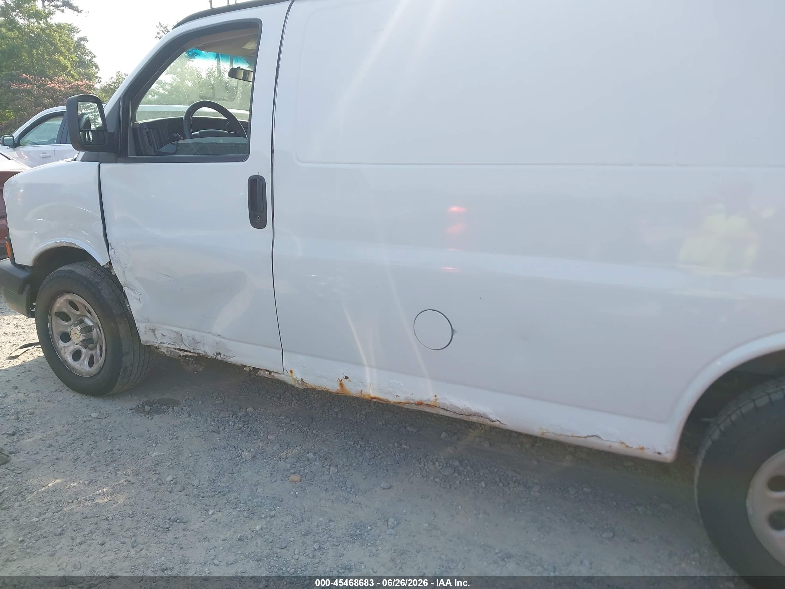 2012 Chevrolet Express 1500 Work Van White vin: 1GCSGAFX6C1104926