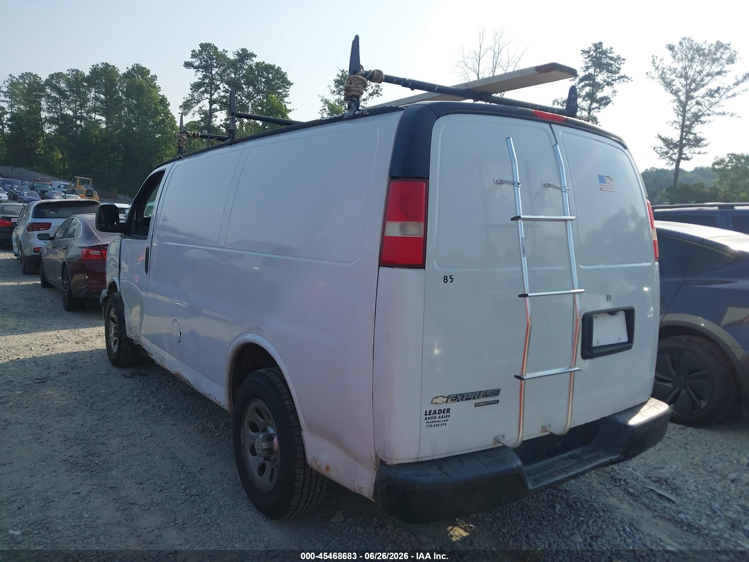 2012 Chevrolet Express 1500 Work Van White vin: 1GCSGAFX6C1104926