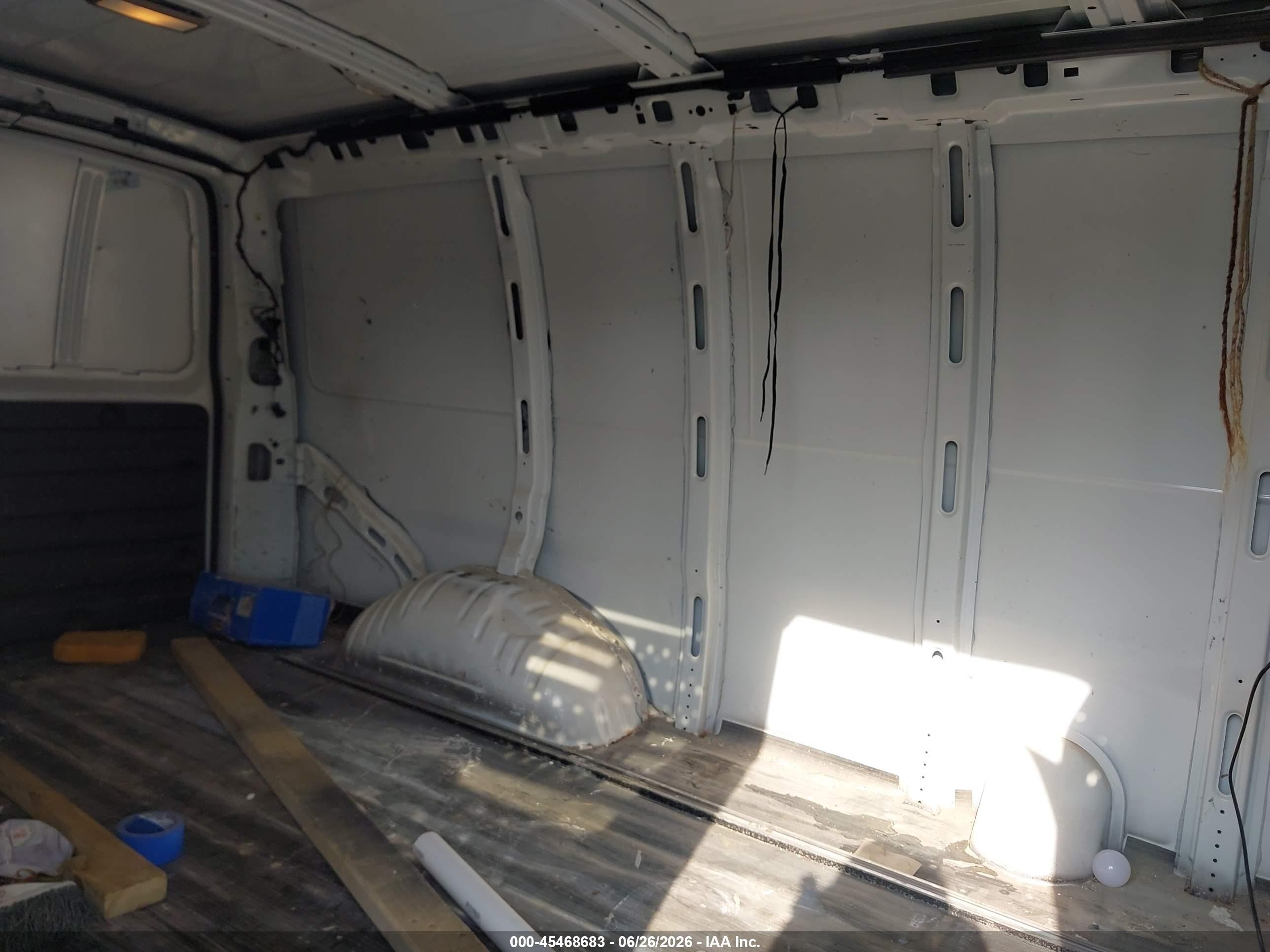 2012 Chevrolet Express 1500 Work Van White vin: 1GCSGAFX6C1104926
