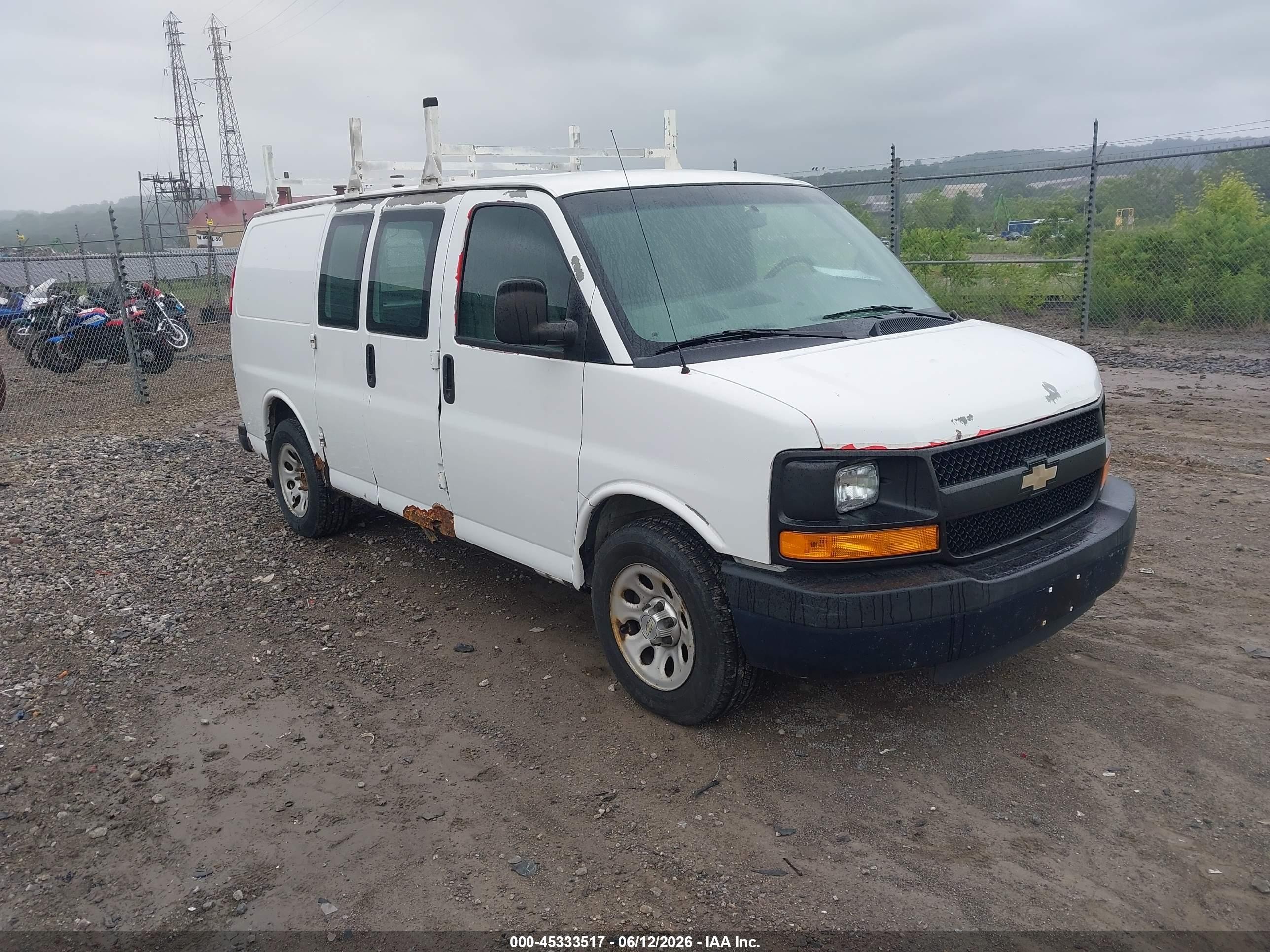 2012 Chevrolet Express 1500 Work Van White vin: 1GCSGAFX6C1139644
