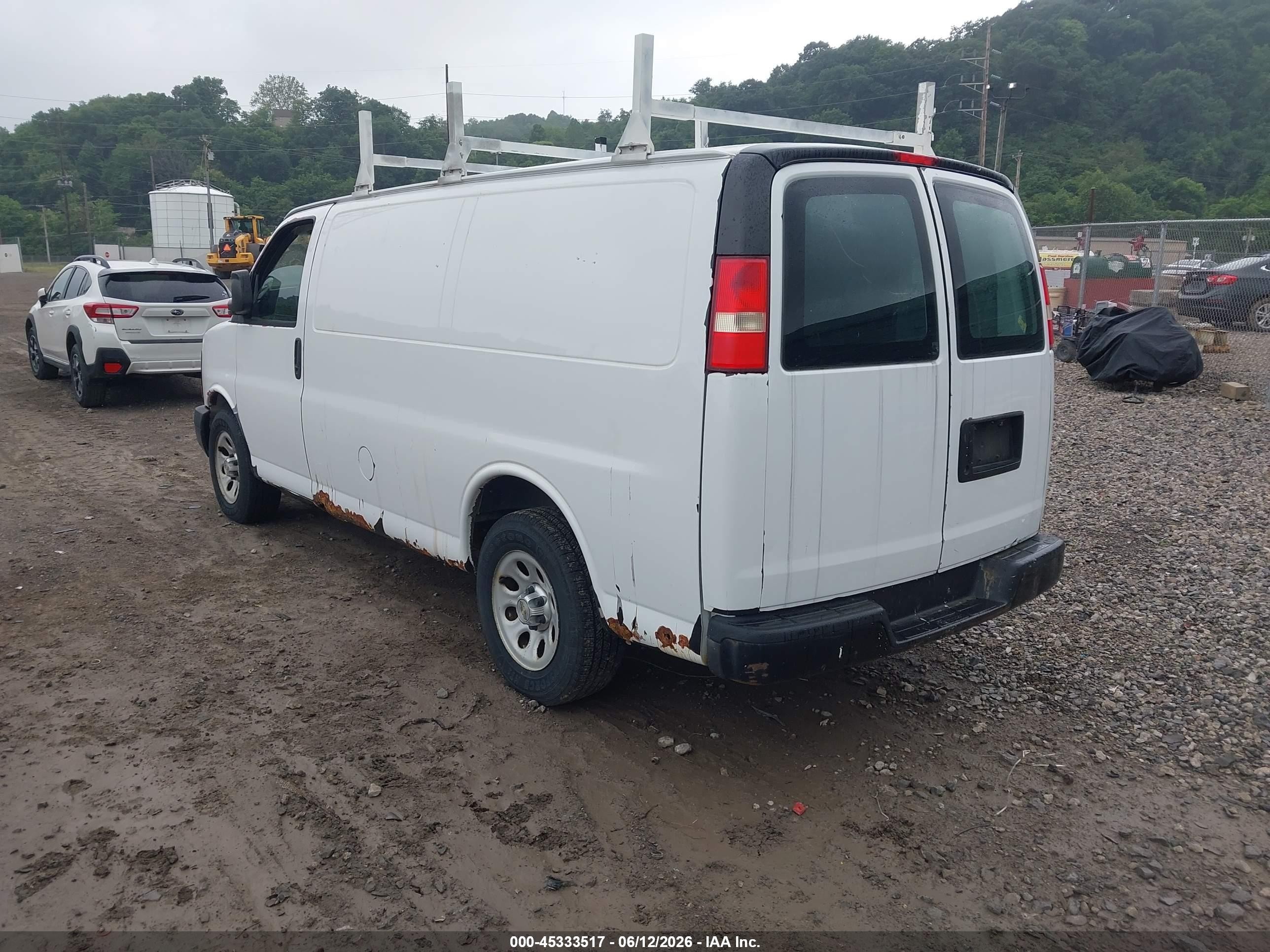 2012 Chevrolet Express 1500 Work Van White vin: 1GCSGAFX6C1139644