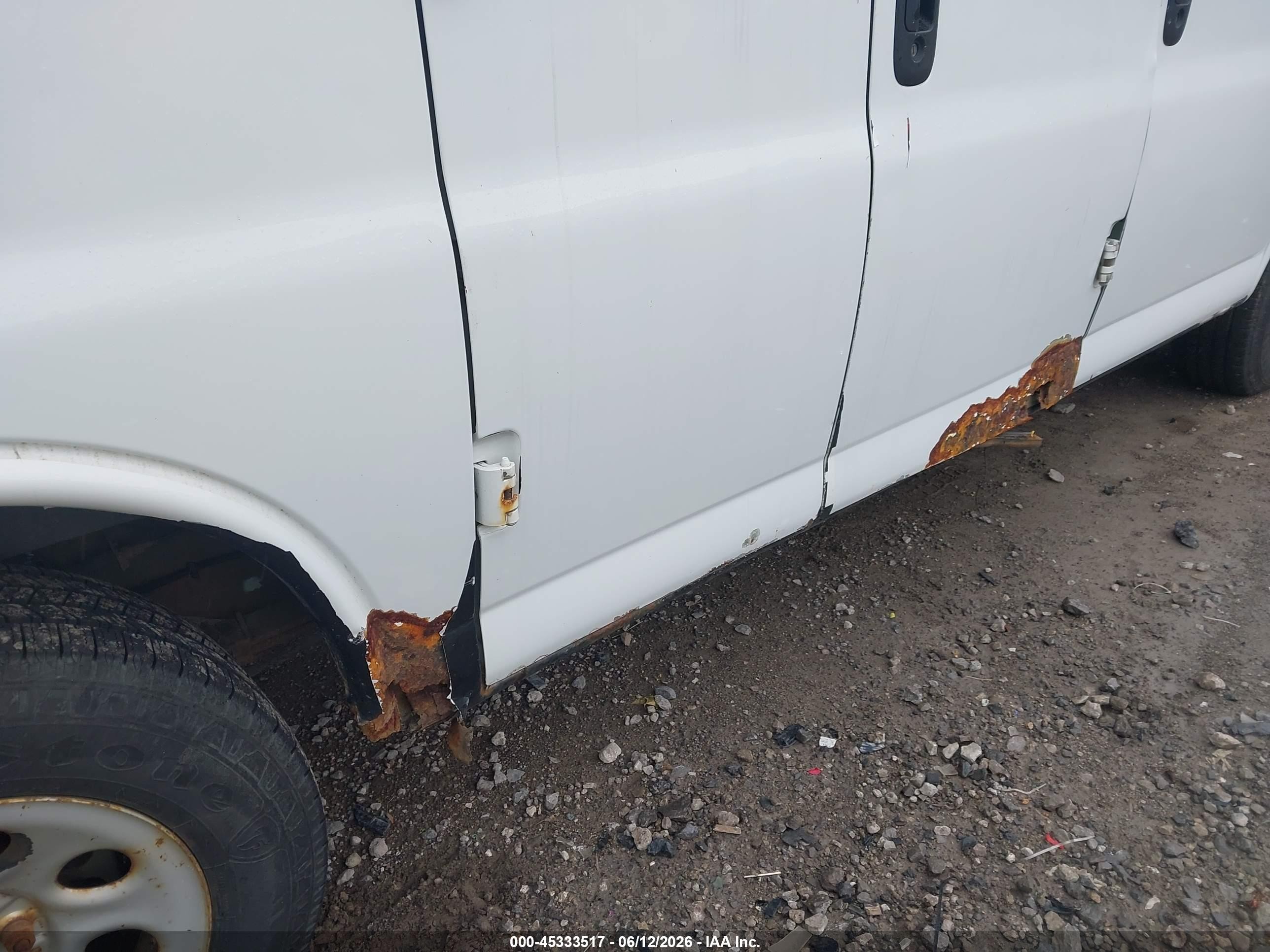 2012 Chevrolet Express 1500 Work Van White vin: 1GCSGAFX6C1139644