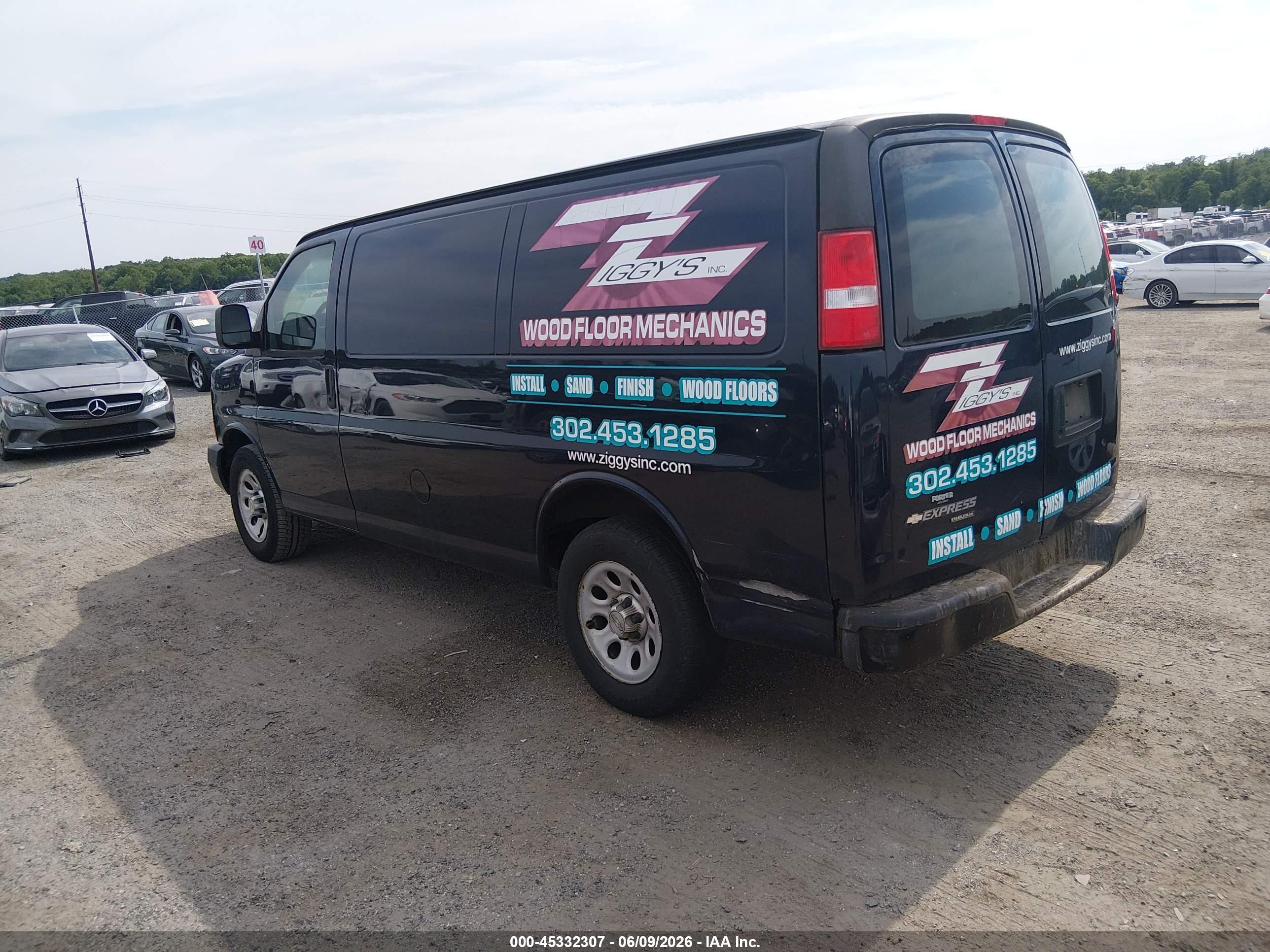 2013 Chevrolet Express 1500 Work Van Blue vin: 1GCSGAFX6D1155876