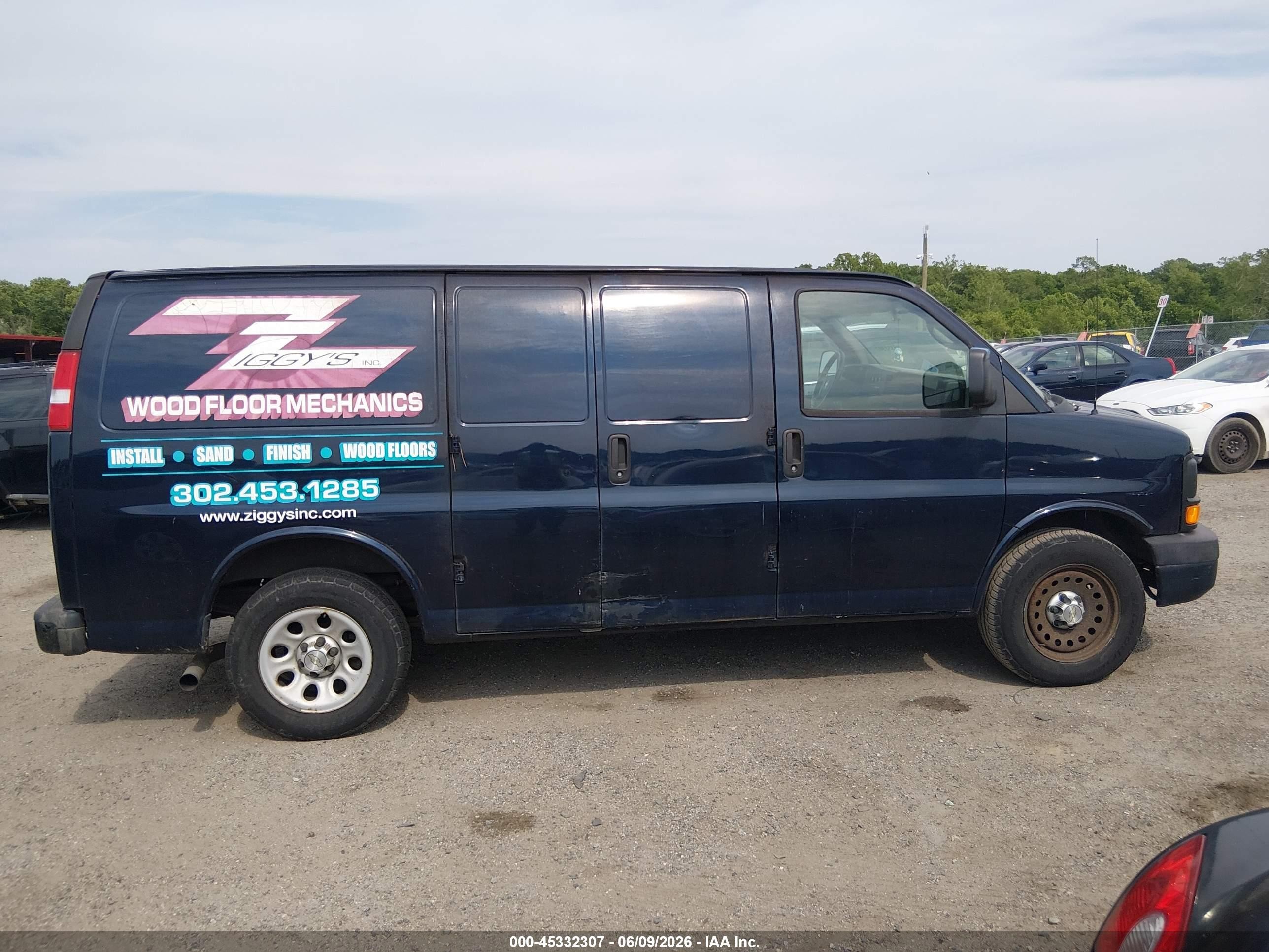 2013 Chevrolet Express 1500 Work Van Blue vin: 1GCSGAFX6D1155876