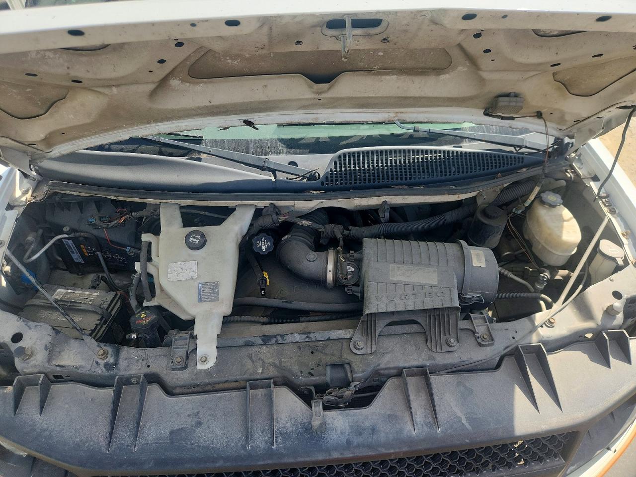 2013 Chevrolet Express G1500 Белый vin: 1GCSGAFX6D1182401