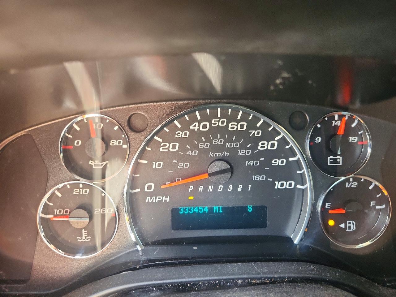2013 Chevrolet Express G1500 Белый vin: 1GCSGAFX6D1182401