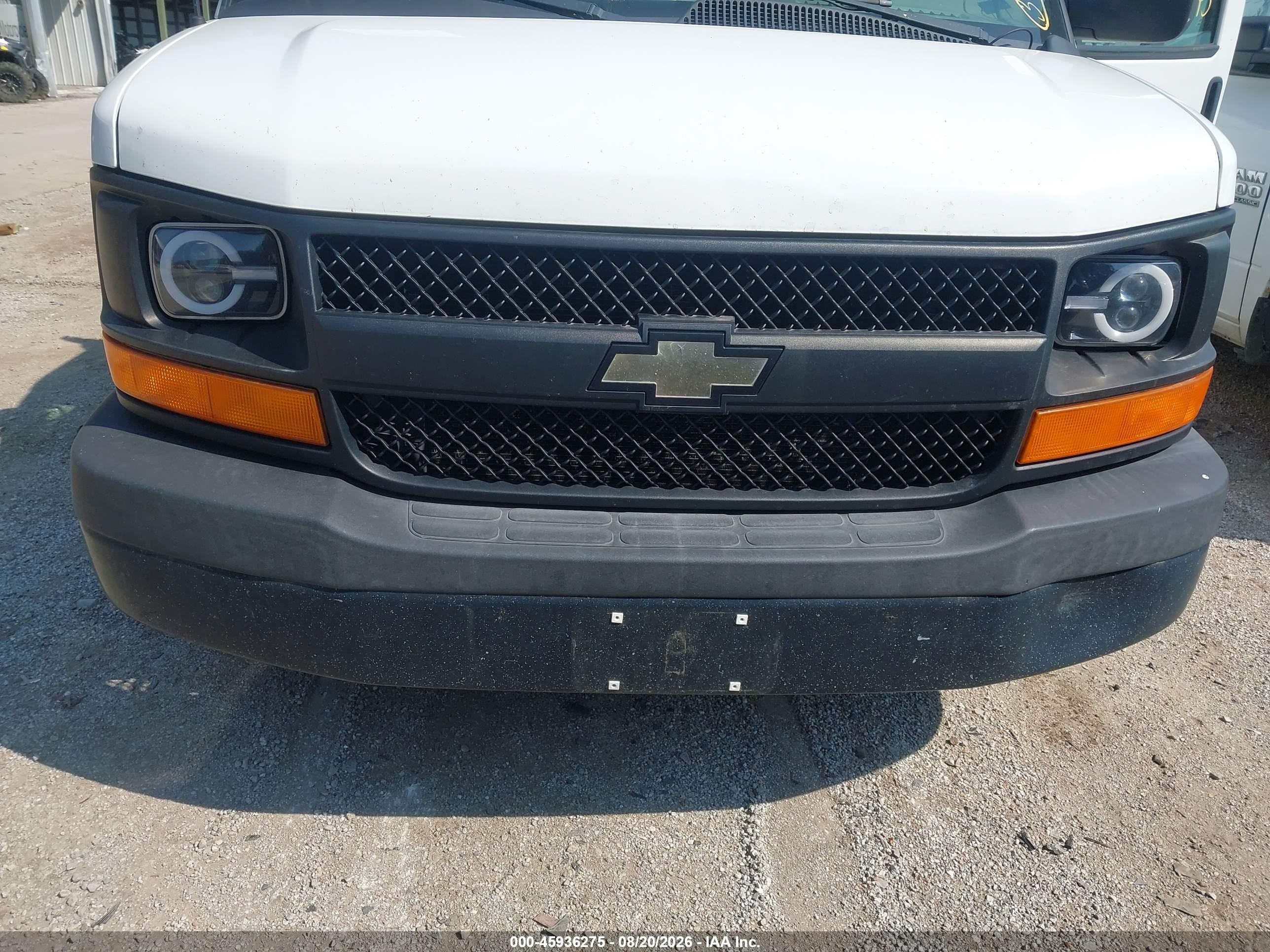 2014 Chevrolet Express 1500 Work Van White vin: 1GCSGAFX6E1107568