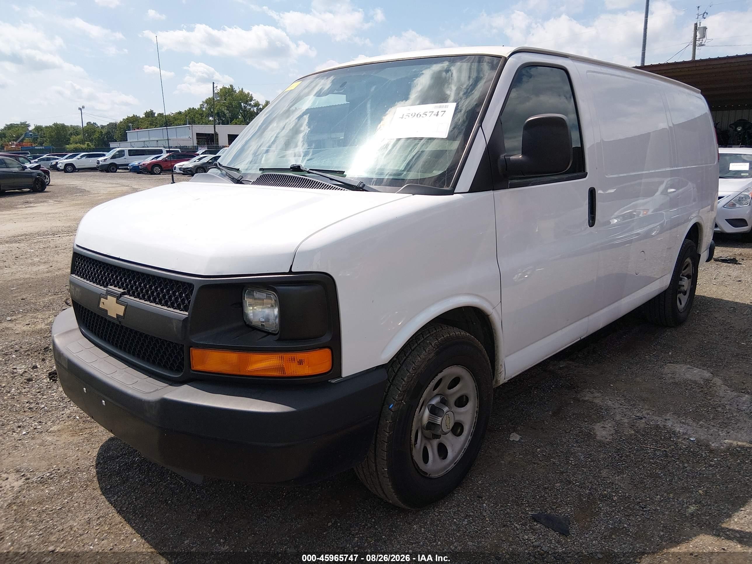 2014 Chevrolet Express 1500 Work Van White vin: 1GCSGAFX6E1165700