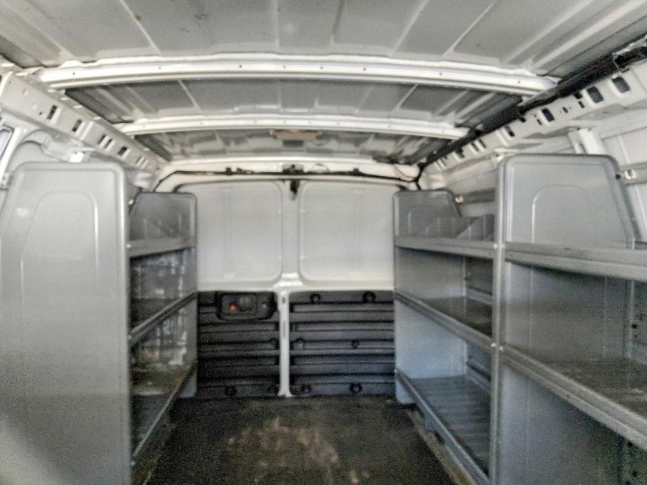 2012 Chevrolet Express G1500 White vin: 1GCSGAFX7C1157067