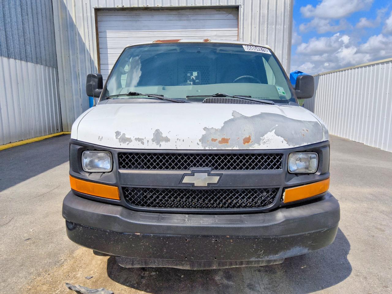2012 Chevrolet Express G1500 White vin: 1GCSGAFX7C1157067