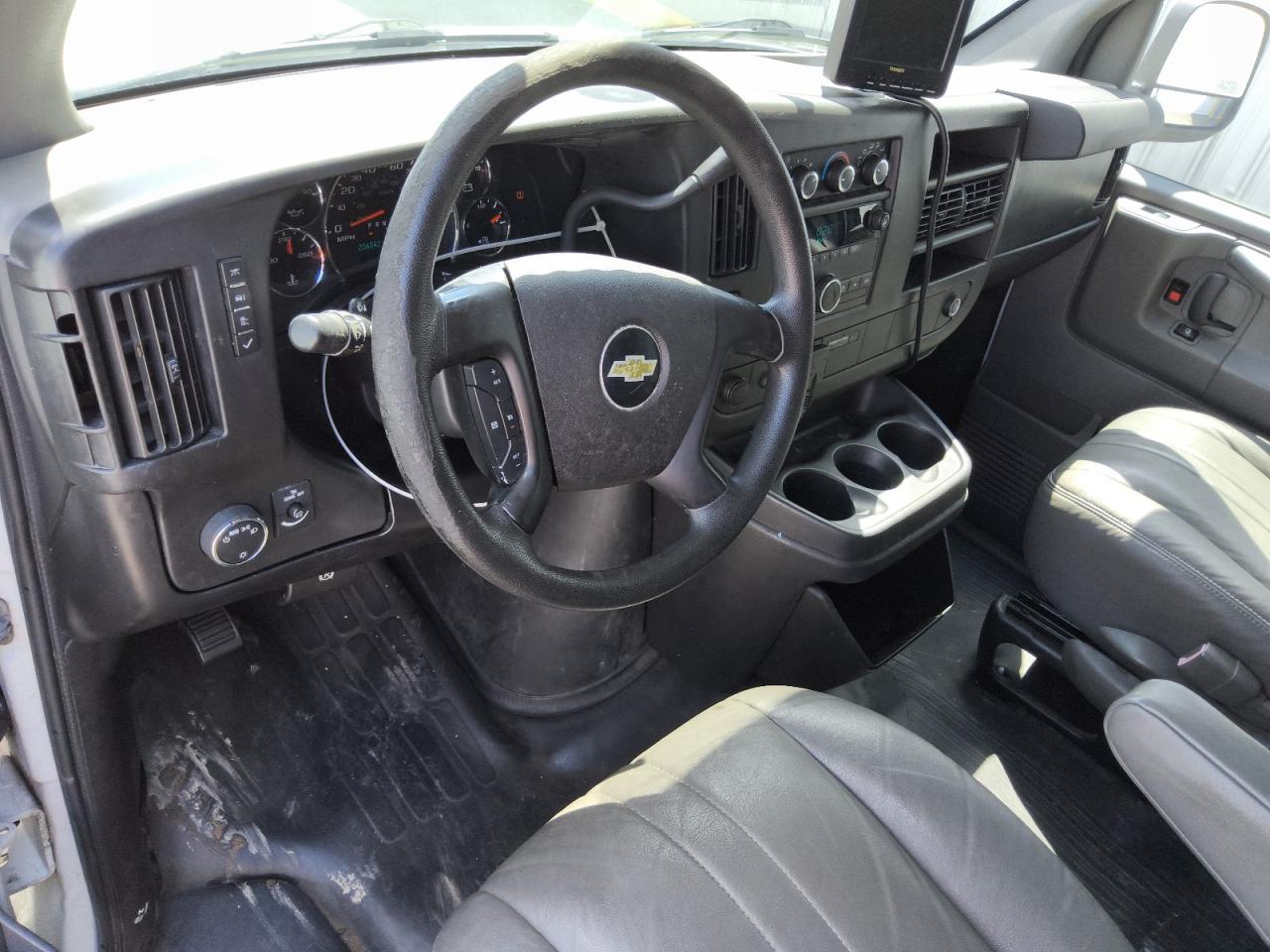 2012 Chevrolet Express G1500 White vin: 1GCSGAFX7C1157067 Damage: Speakers (Interior), Inoperable, Repair Required