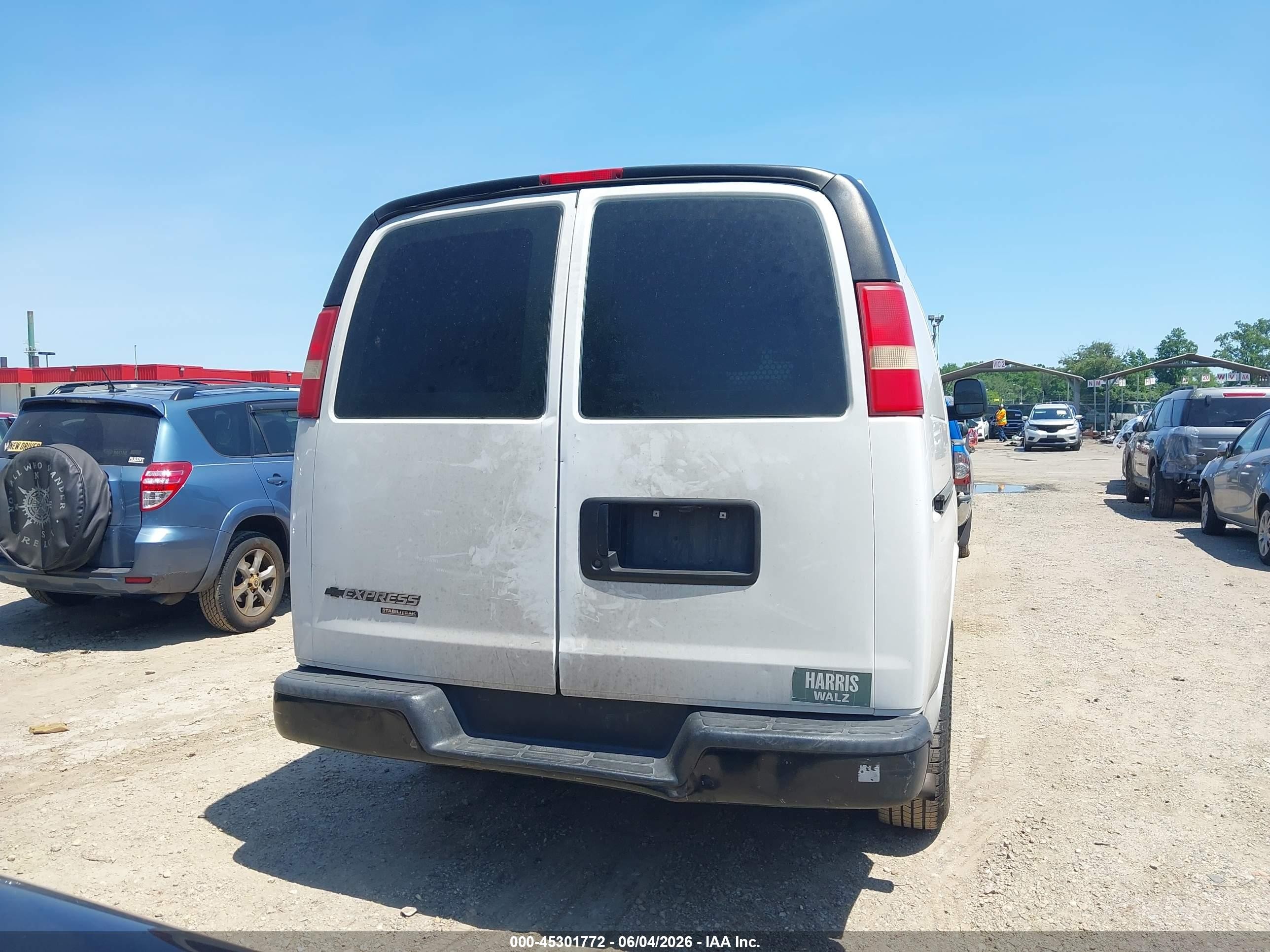 2014 Chevrolet Express 1500 Work Van White vin: 1GCSGAFX9E1158174
