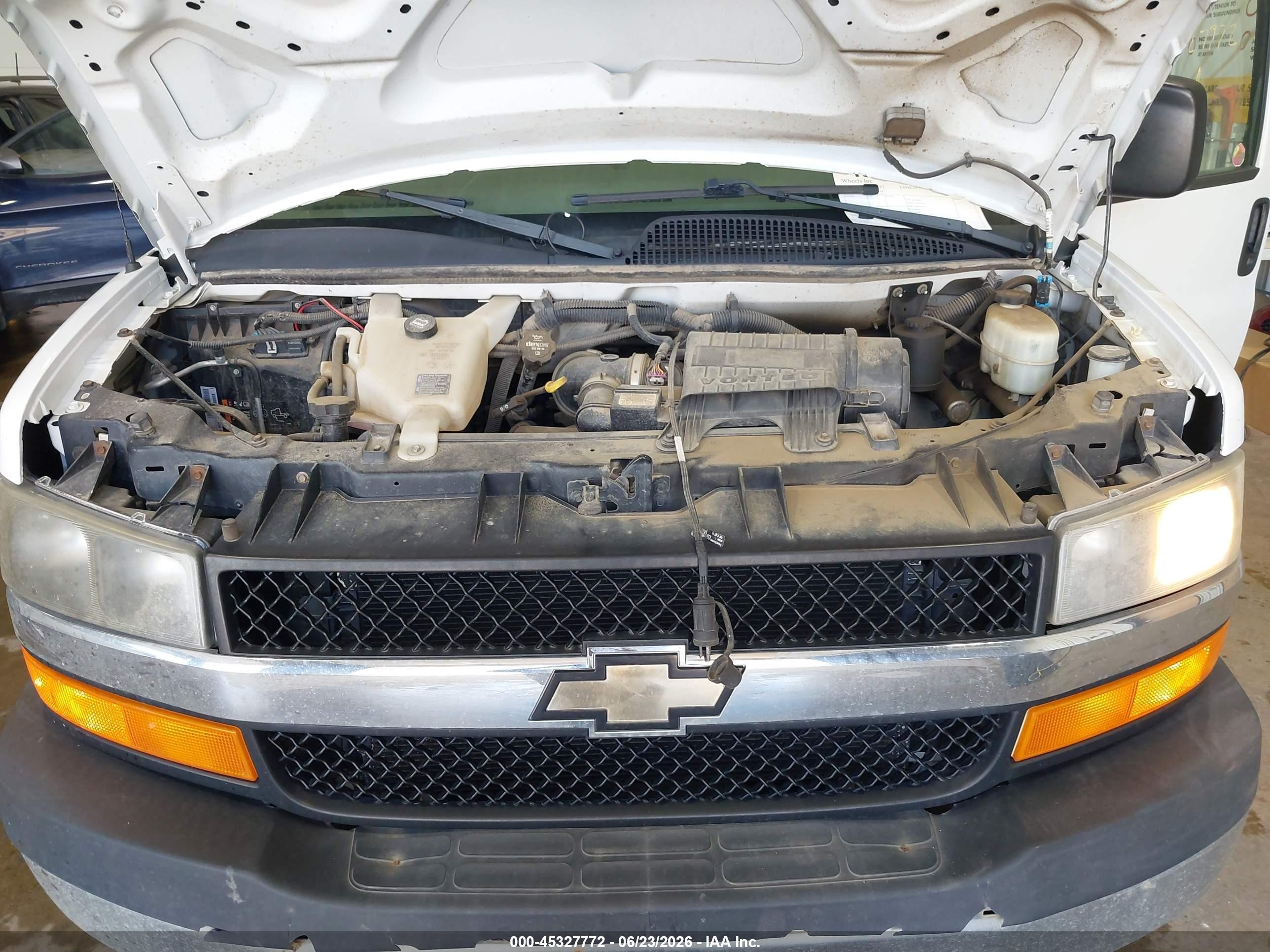 2013 Chevrolet Express 1500 Work Van Белый vin: 1GCSHAF43D1176154