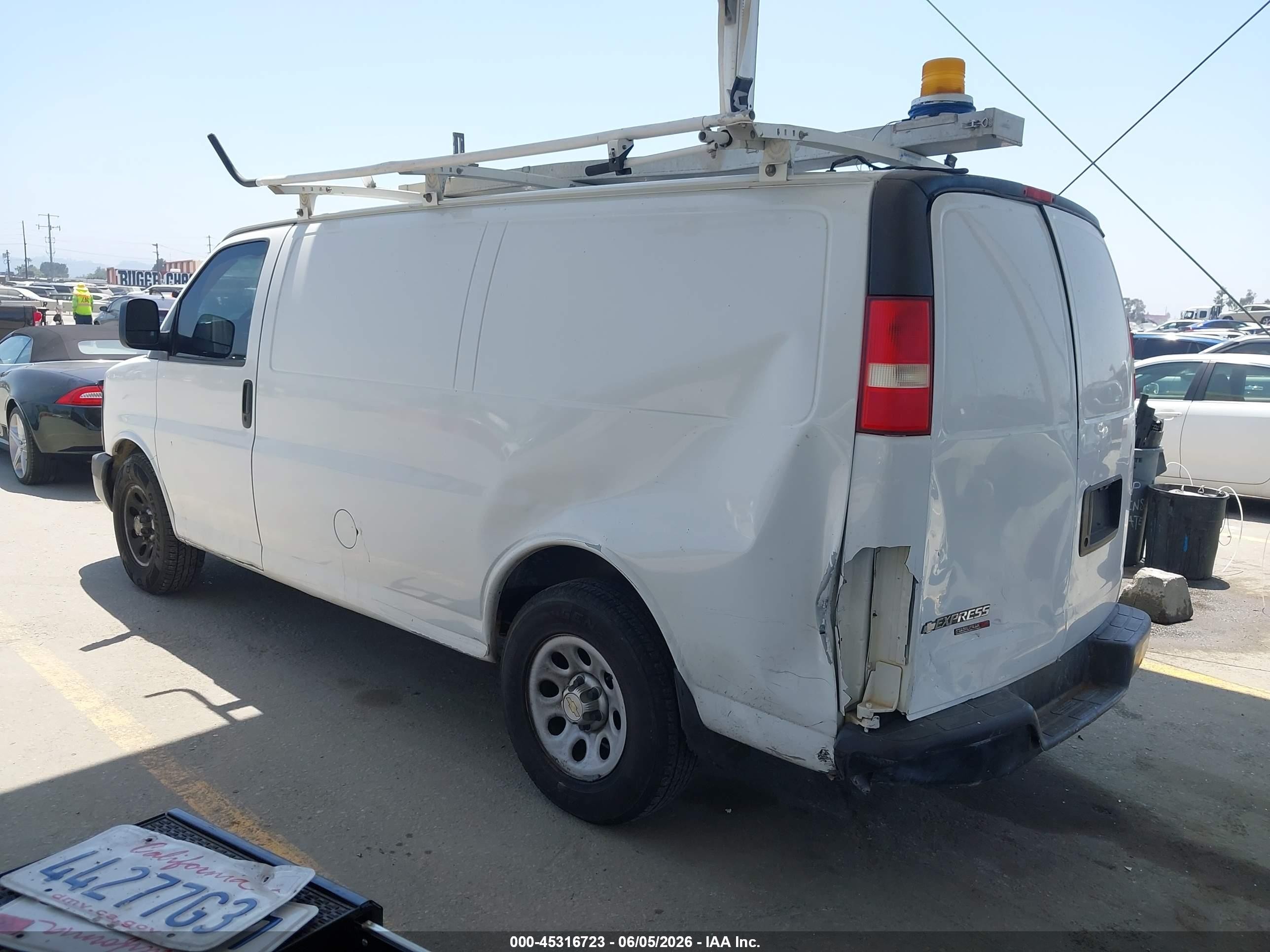 2012 Chevrolet Express 1500 Work Van White vin: 1GCSHAF44C1145767