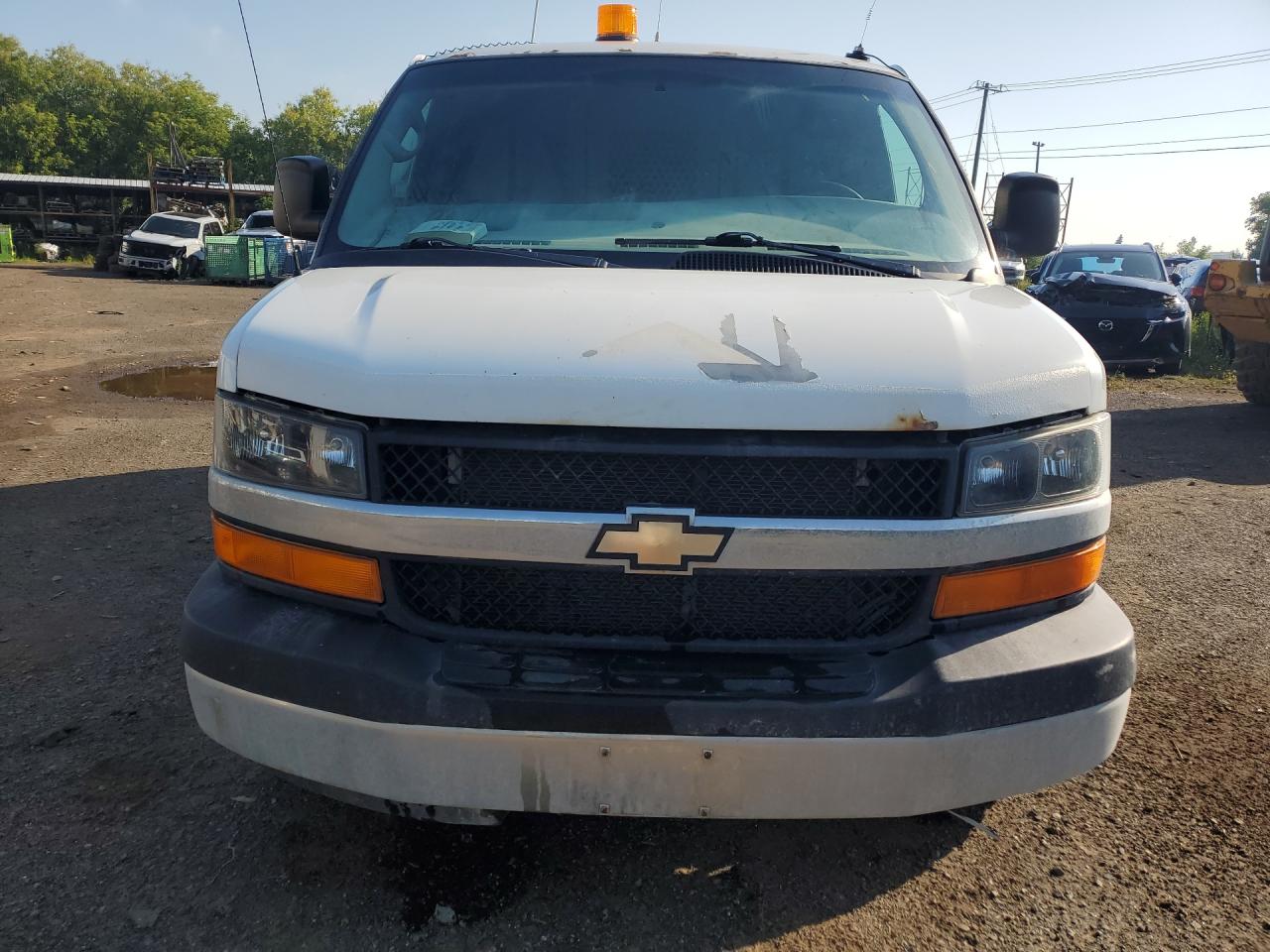 2012 Chevrolet Express G1500 White vin: 1GCSHAF48C1122444 Damage: Hood, Rust, > 12 Inches