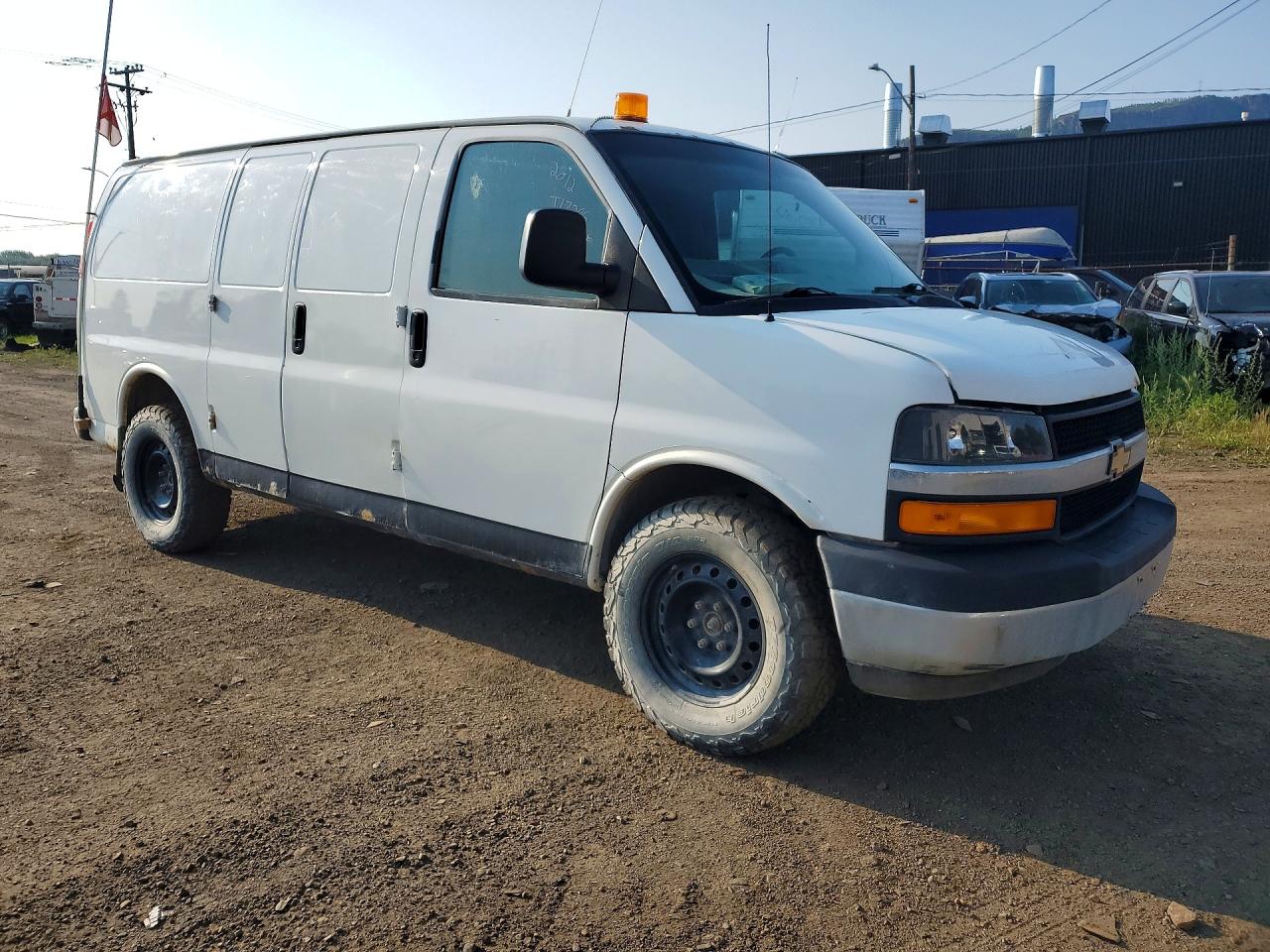 2012 Chevrolet Express G1500 White vin: 1GCSHAF48C1122444