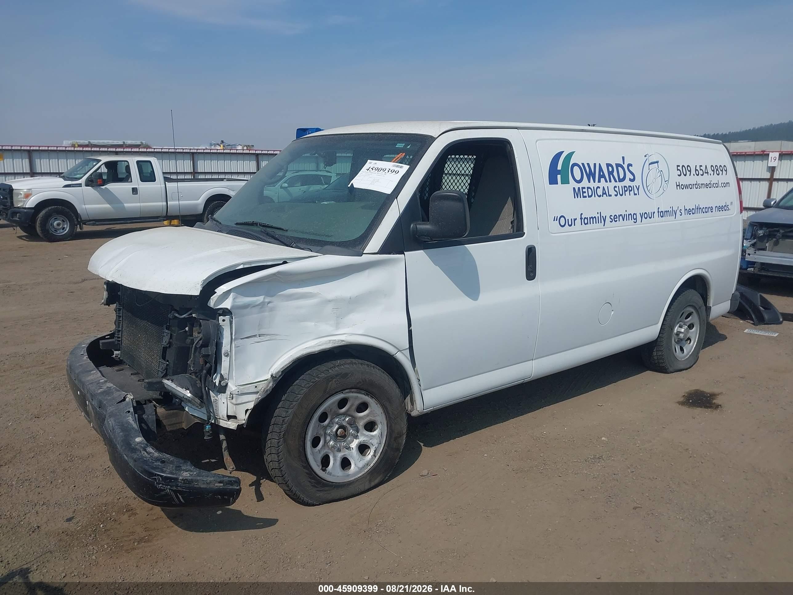 2012 Chevrolet Express 1500 Work Van White vin: 1GCSHAF48C1183003