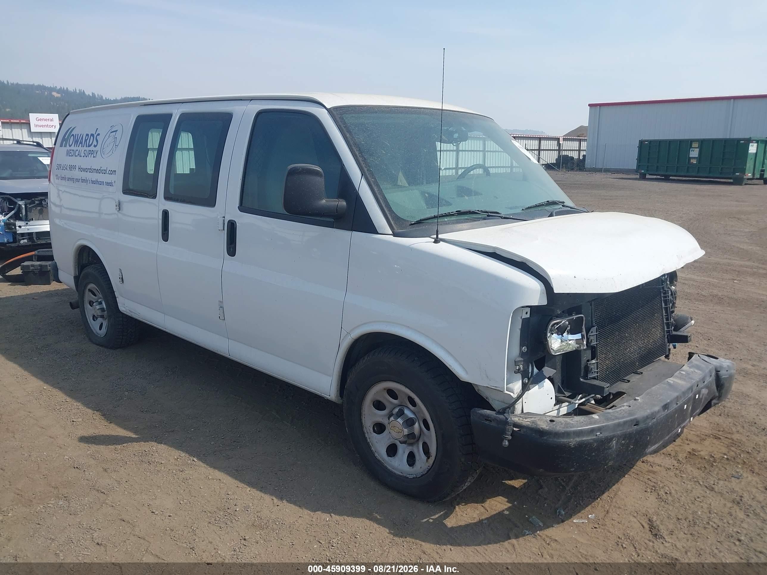 2012 Chevrolet Express 1500 Work Van White vin: 1GCSHAF48C1183003
