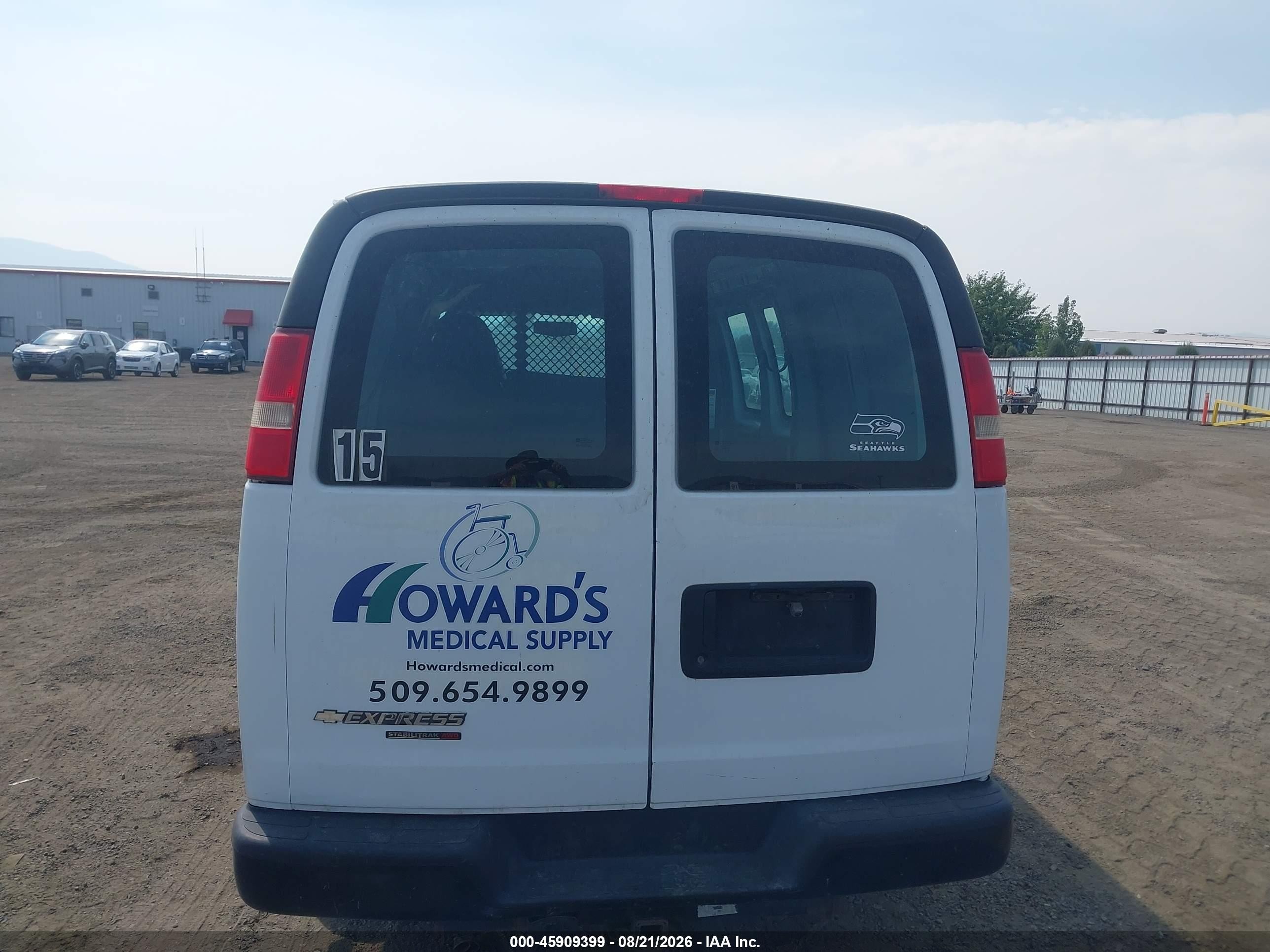 2012 Chevrolet Express 1500 Work Van White vin: 1GCSHAF48C1183003