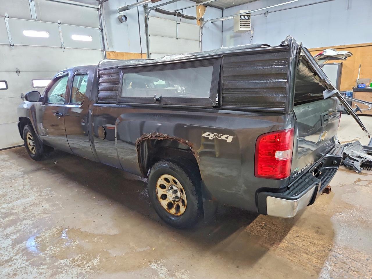 2010 Chevrolet Silverado K1500 Charcoal vin: 1GCSKPE05AZ244518